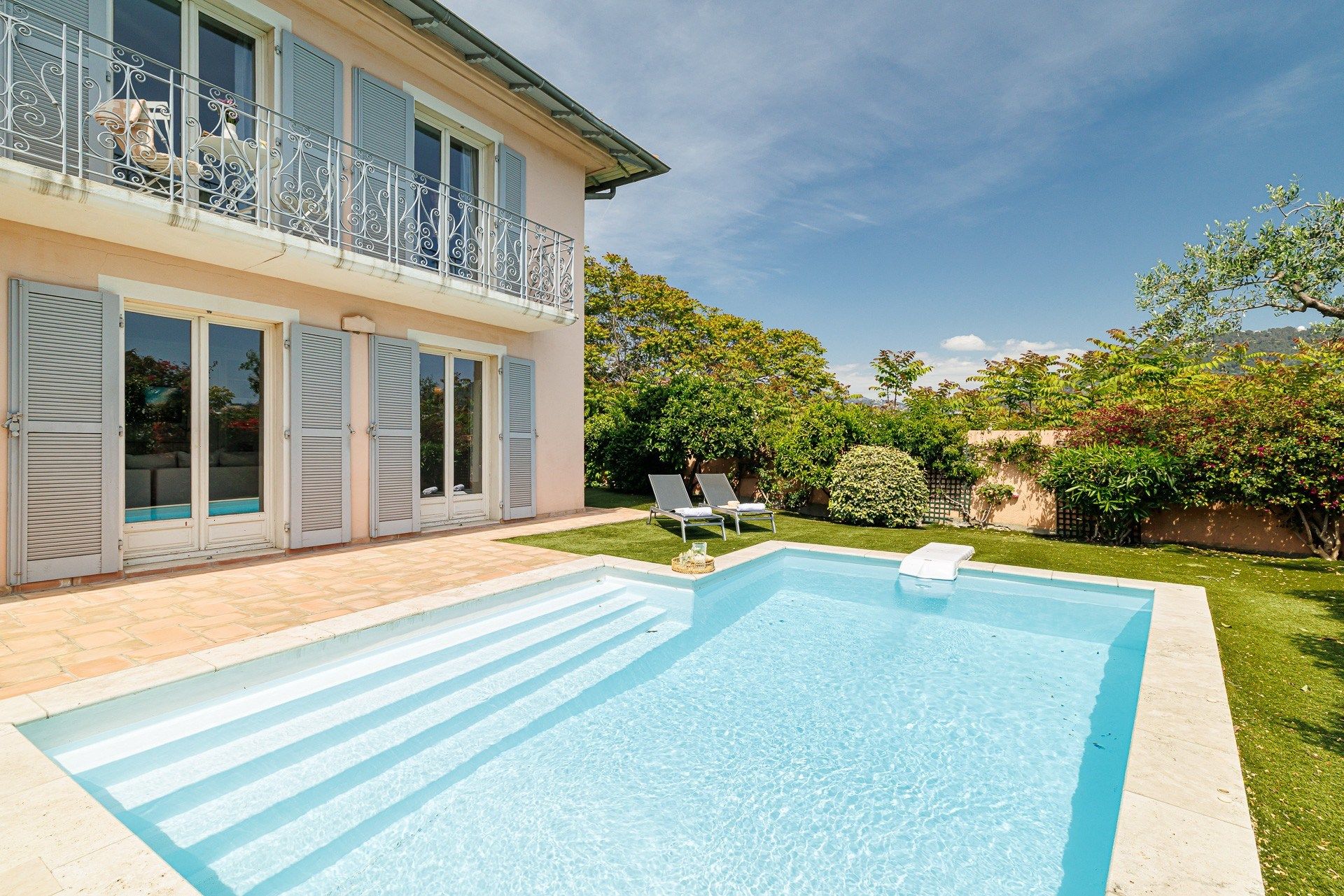 property 14 Rooms for sale on NICE (06000)