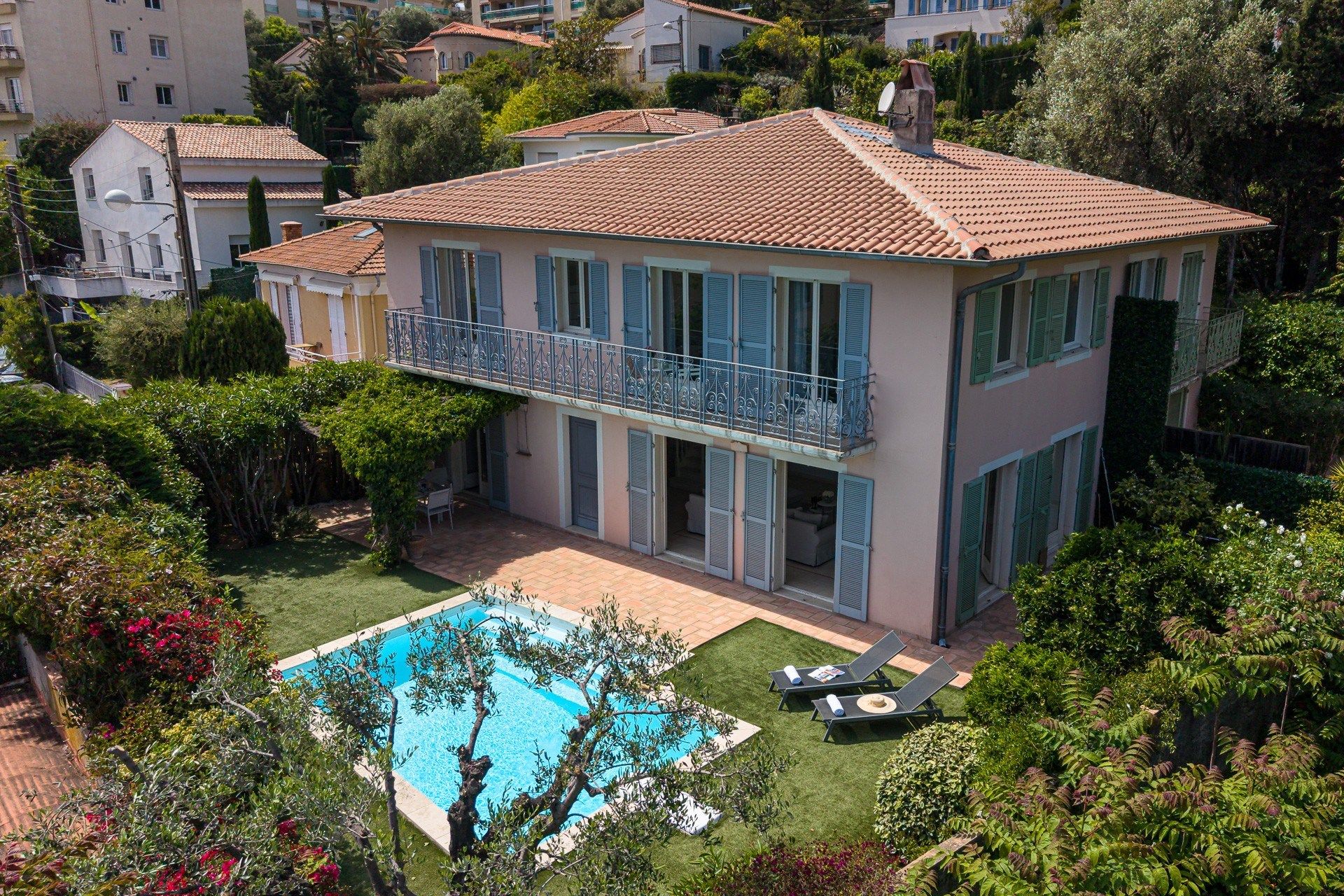 property 14 Rooms for sale on NICE (06000)