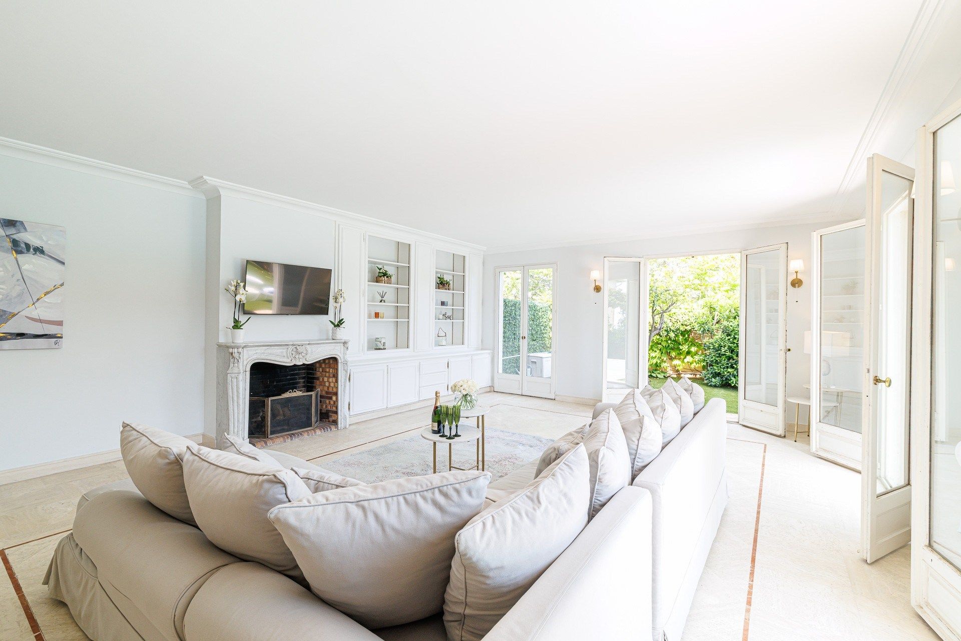 property 14 Rooms for sale on NICE (06000)