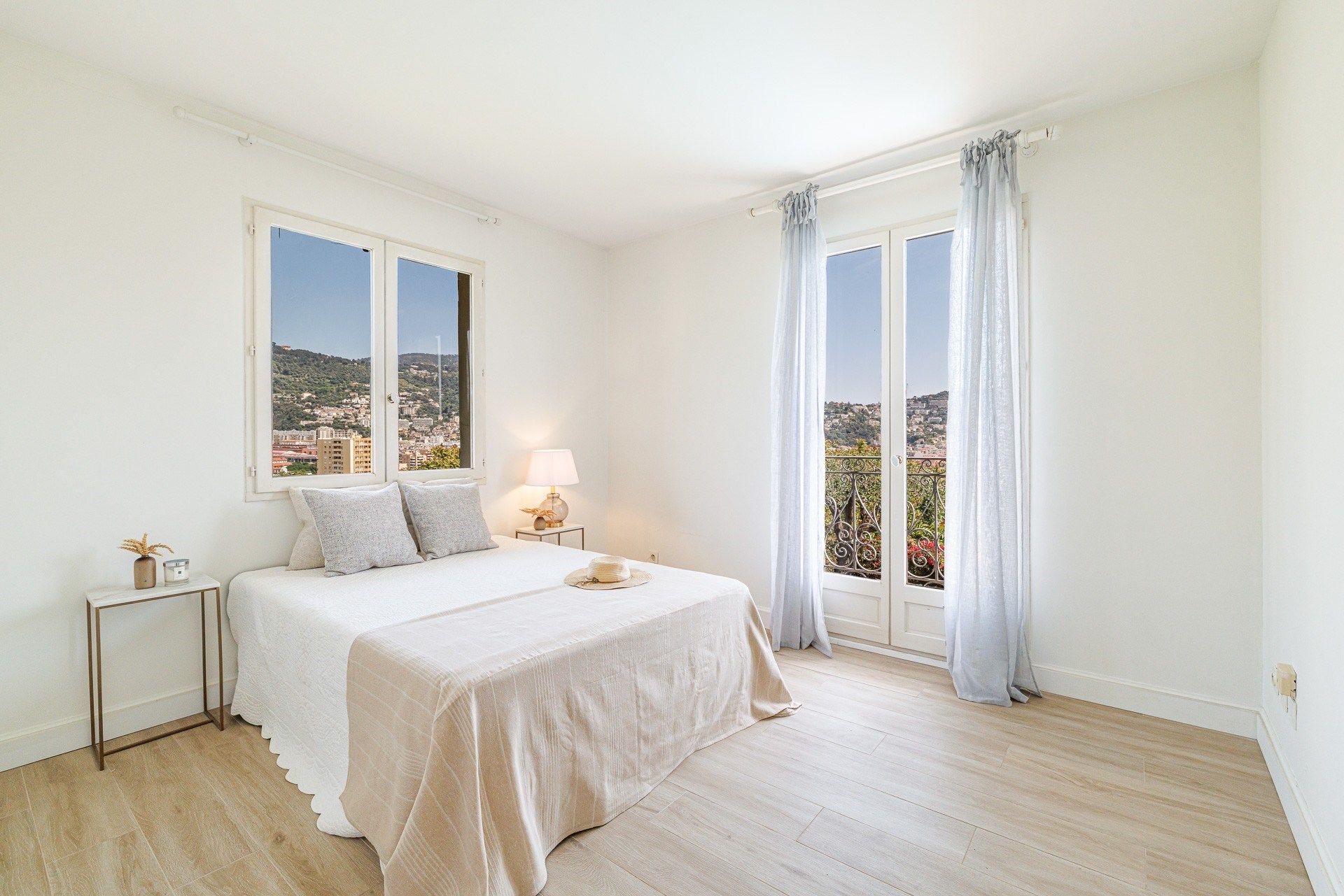 property 14 Rooms for sale on NICE (06000)