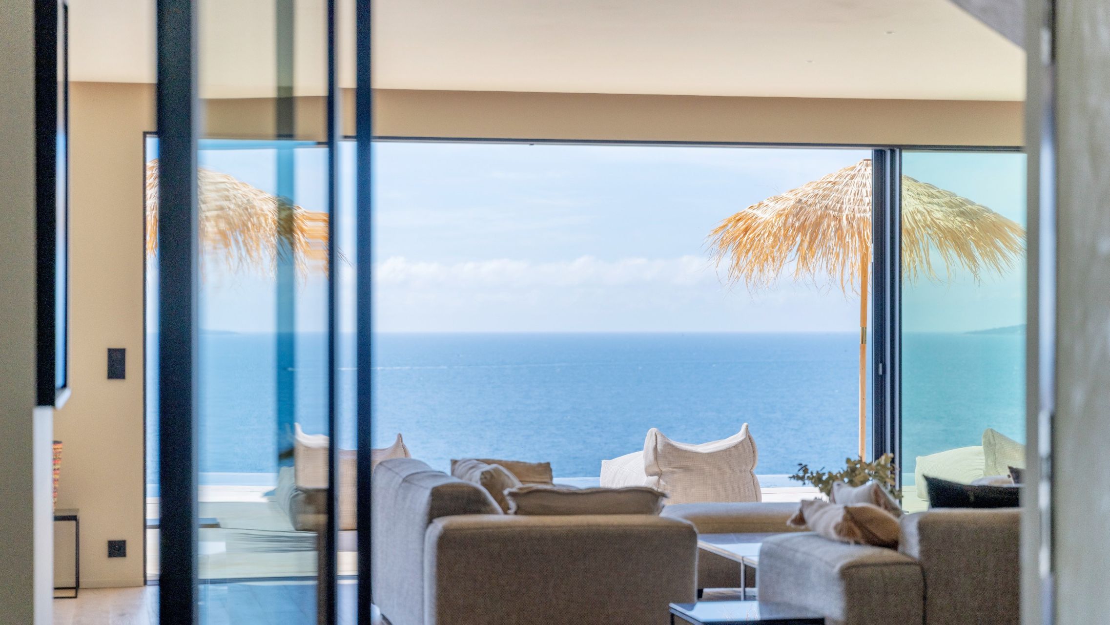 villa 9 Pièces en vente sur LES ISSAMBRES (83380)