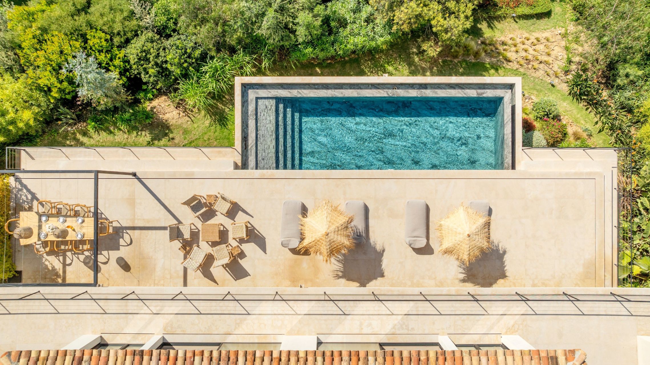 villa 9 Pièces en vente sur LES ISSAMBRES (83380)
