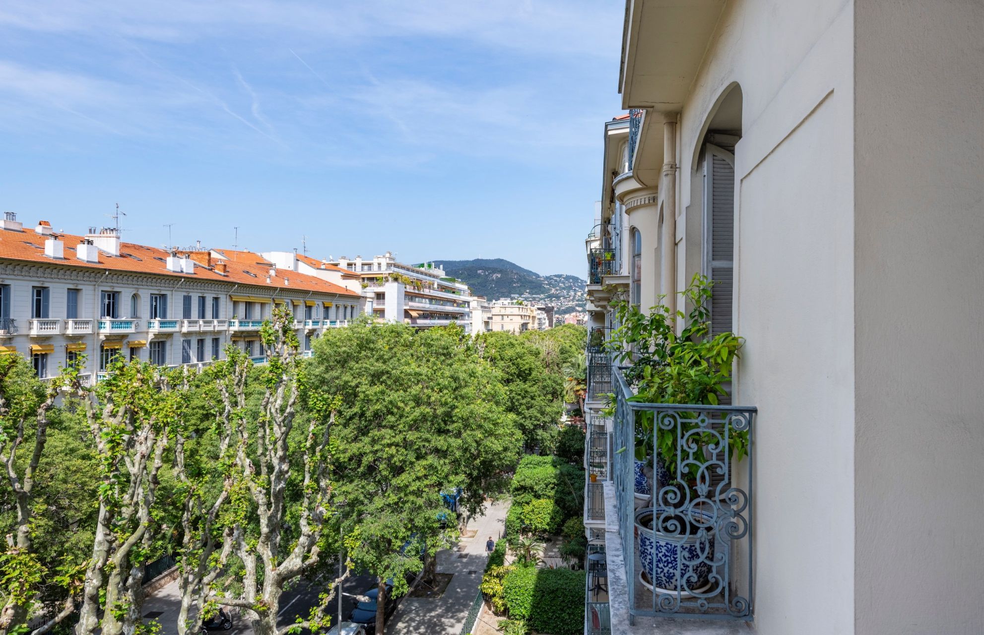 apartment 3 Rooms for sale on NICE (06000)