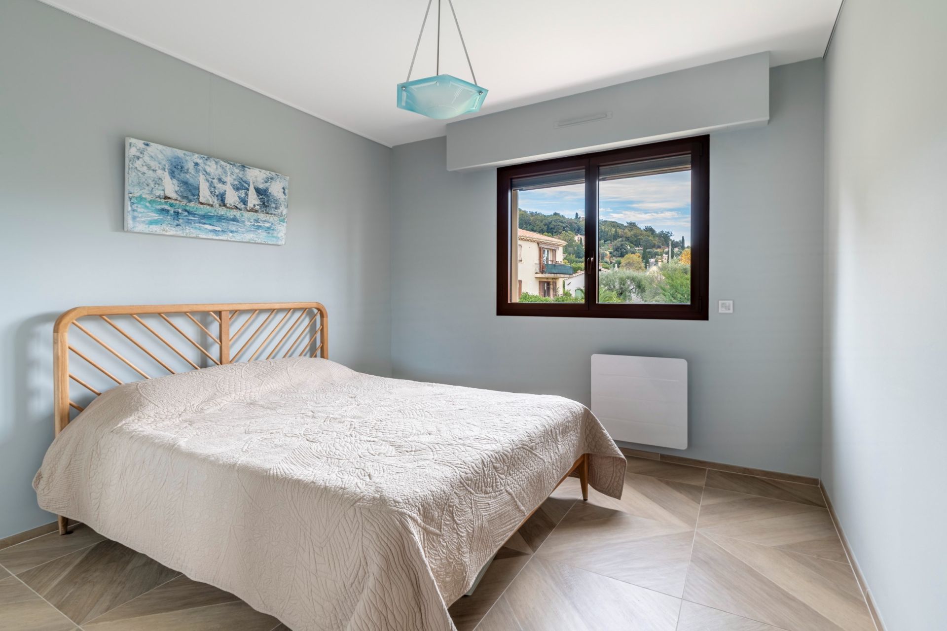 apartment 3 Rooms for sale on VENCE (06140)