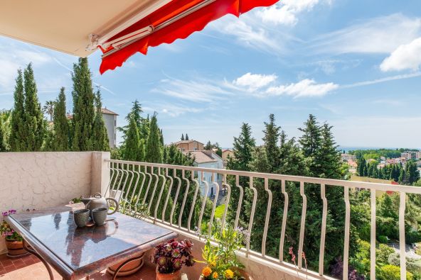 Sale Apartment Vence 3&nbsp;Rooms 70&nbsp;m²