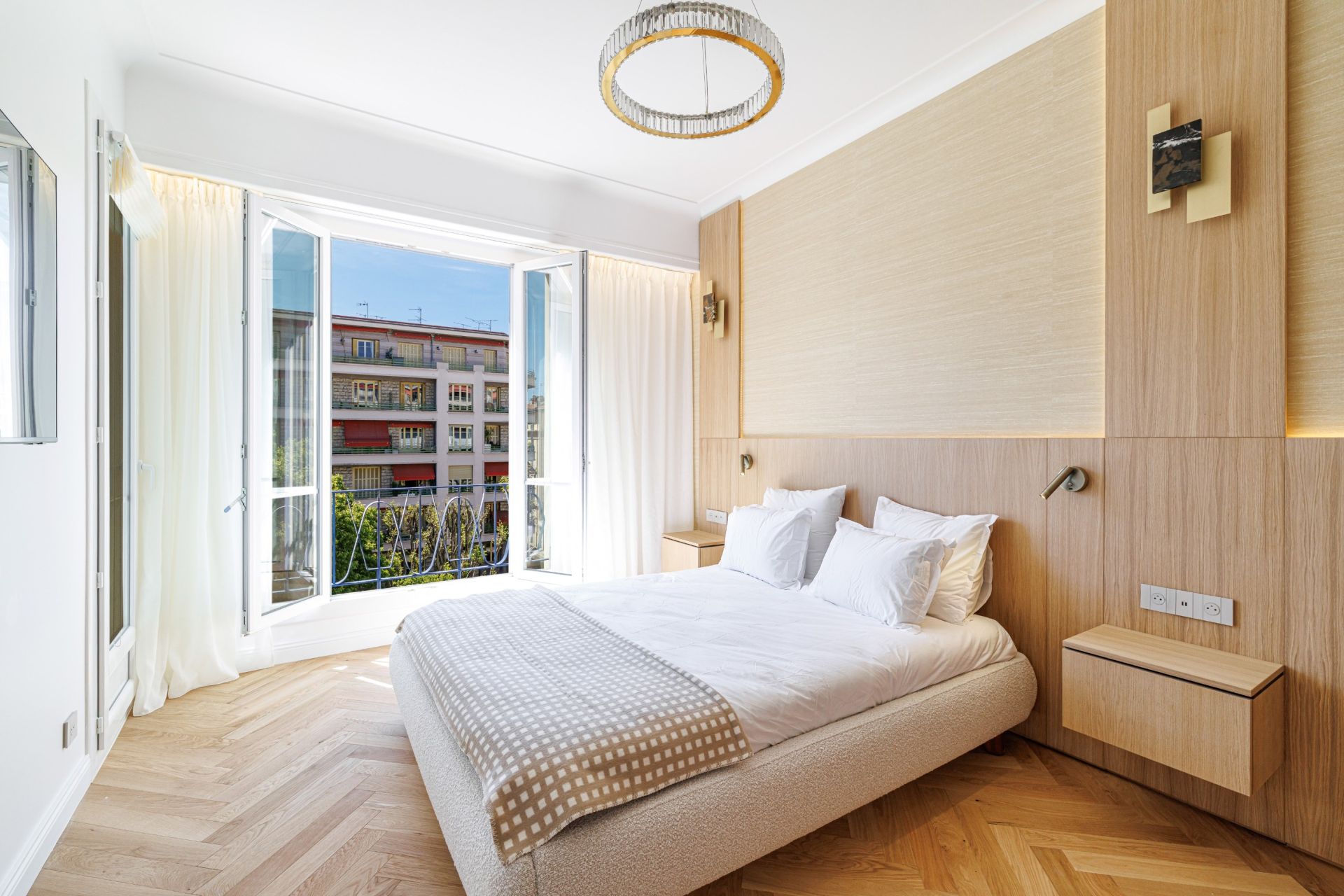 apartment 4 Rooms for sale on NICE (06000)