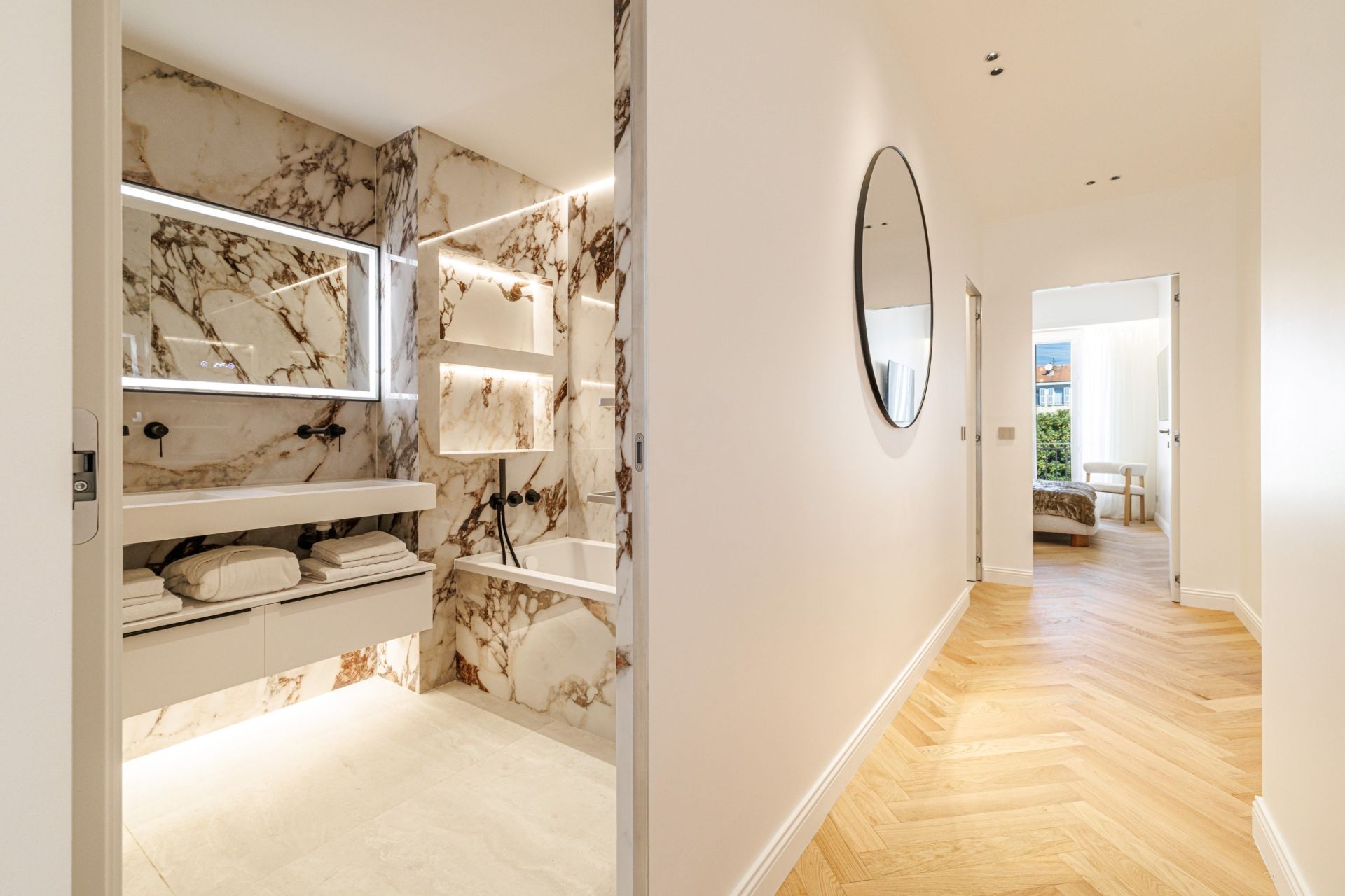 apartment 4 Rooms for sale on NICE (06000)