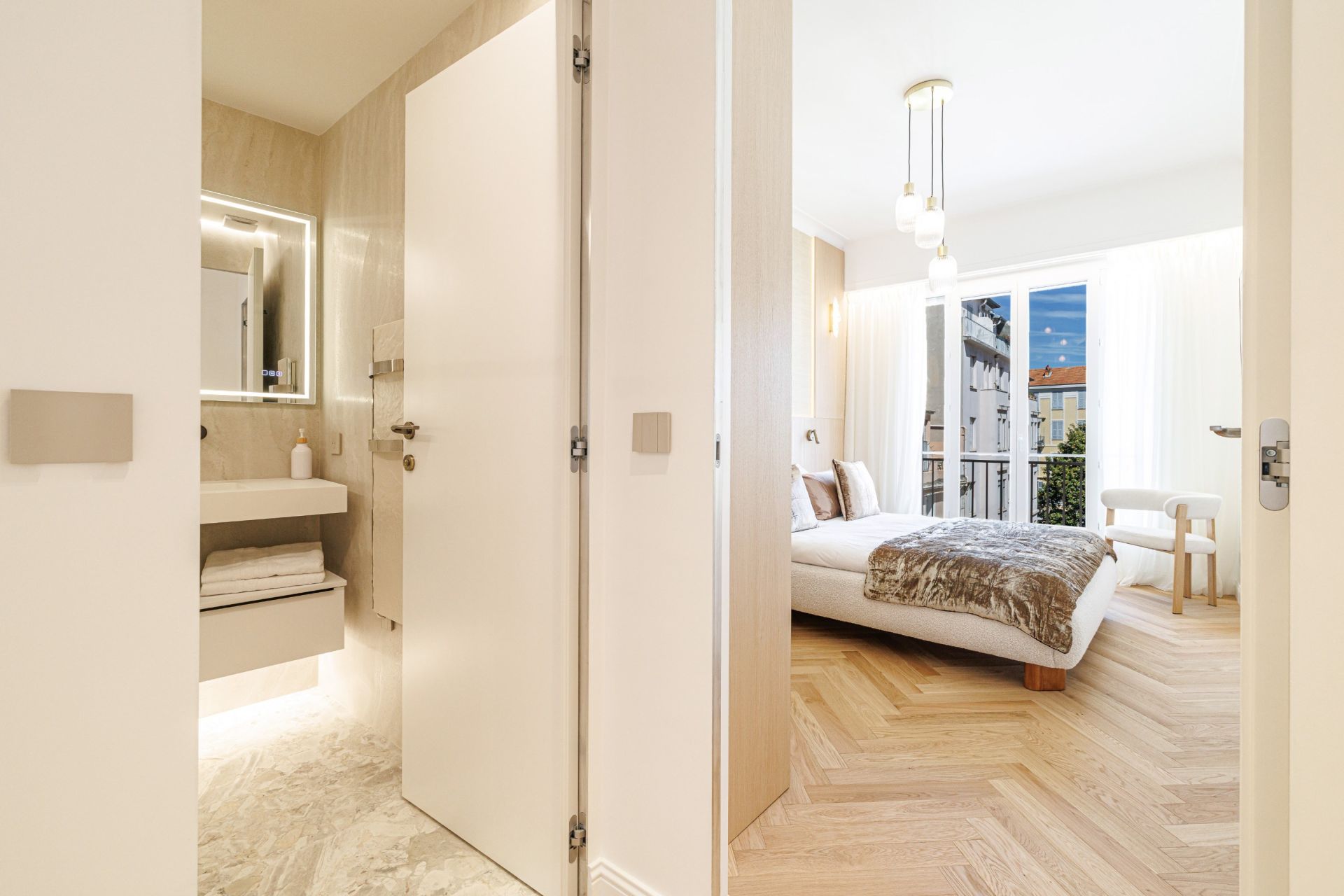 apartment 4 Rooms for sale on NICE (06000)