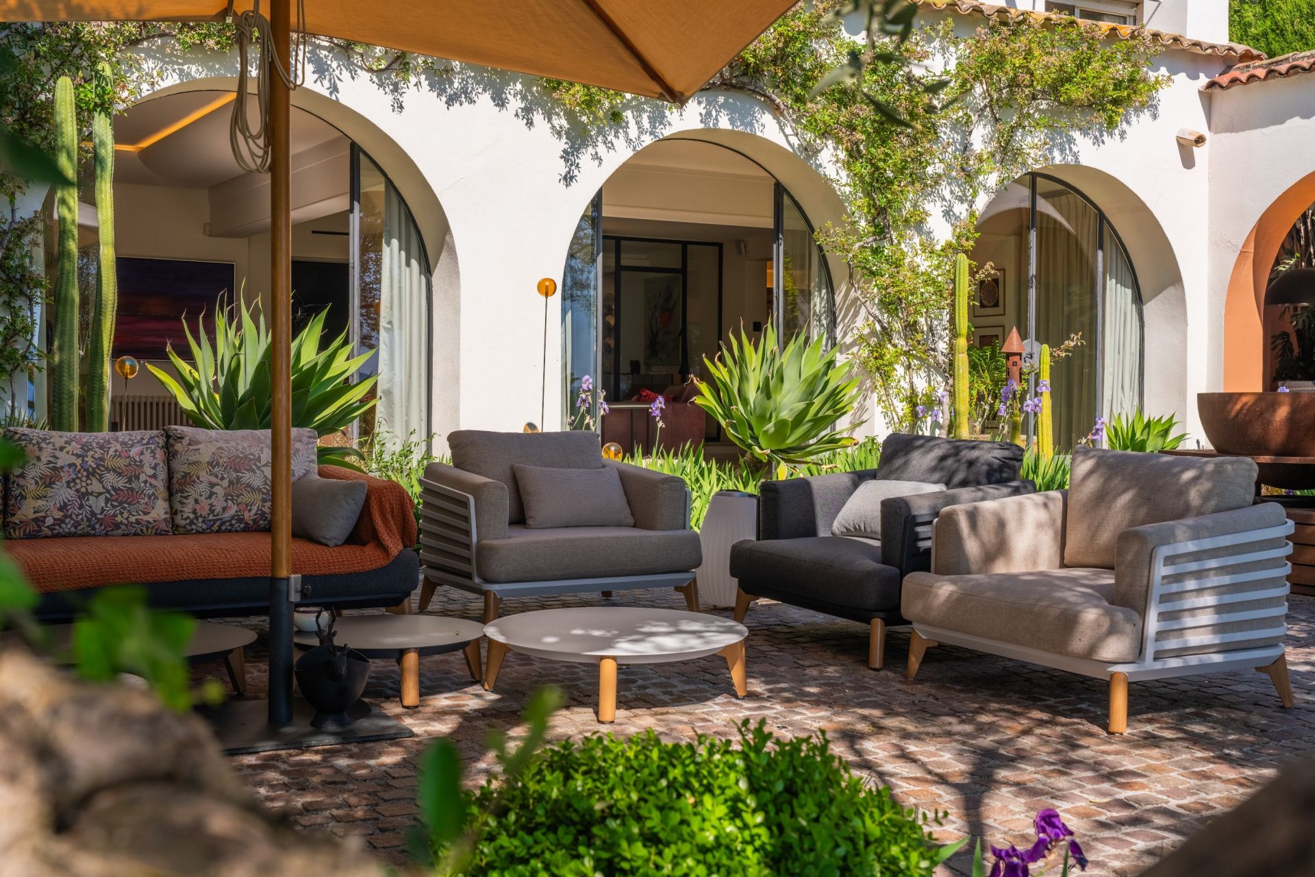 villa 14 Pièces en vente sur PLASCASSIER (06130)