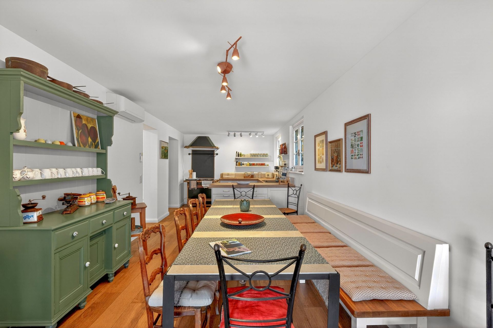 villa 14 Pièces en vente sur PLASCASSIER (06130)