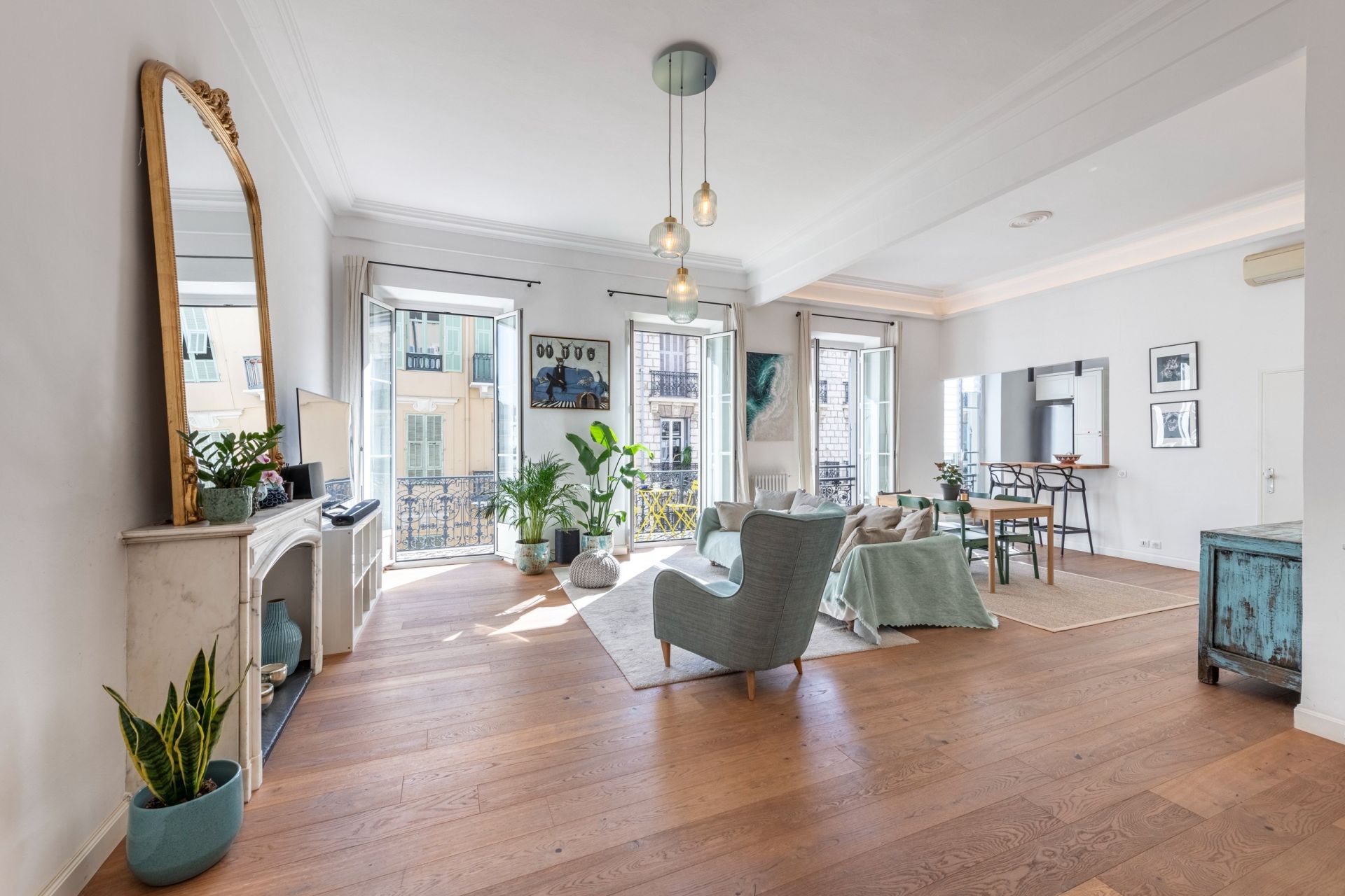 apartment 4 Rooms for sale on NICE (06000)