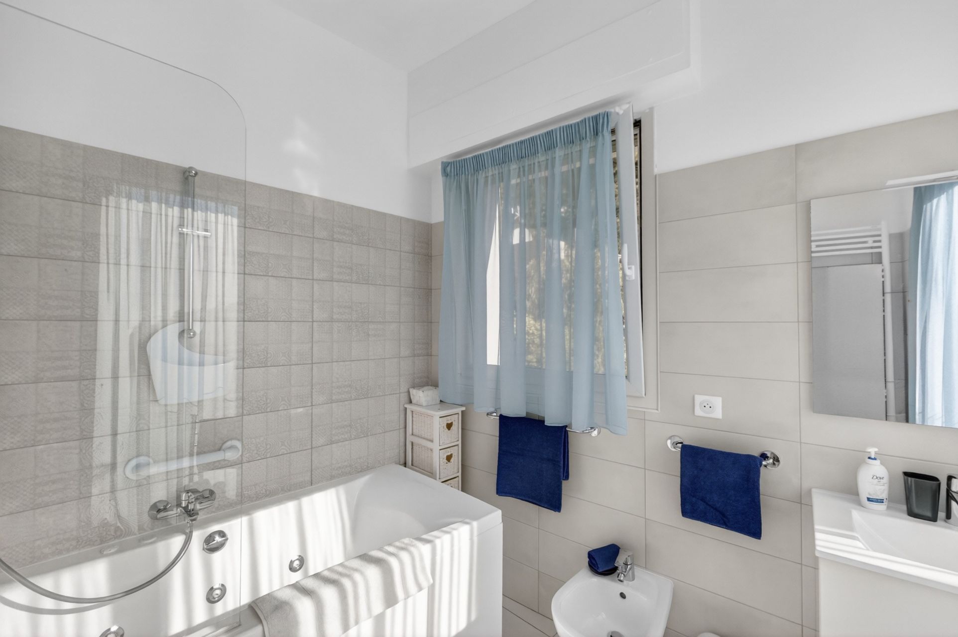 villa 8 Pièces en vente sur VILLEFRANCHE SUR MER (06230)