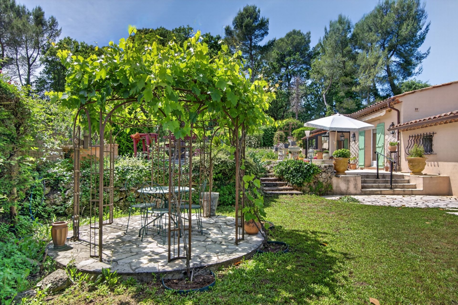 villa 5 Pièces en vente sur PEYMEINADE (06530)