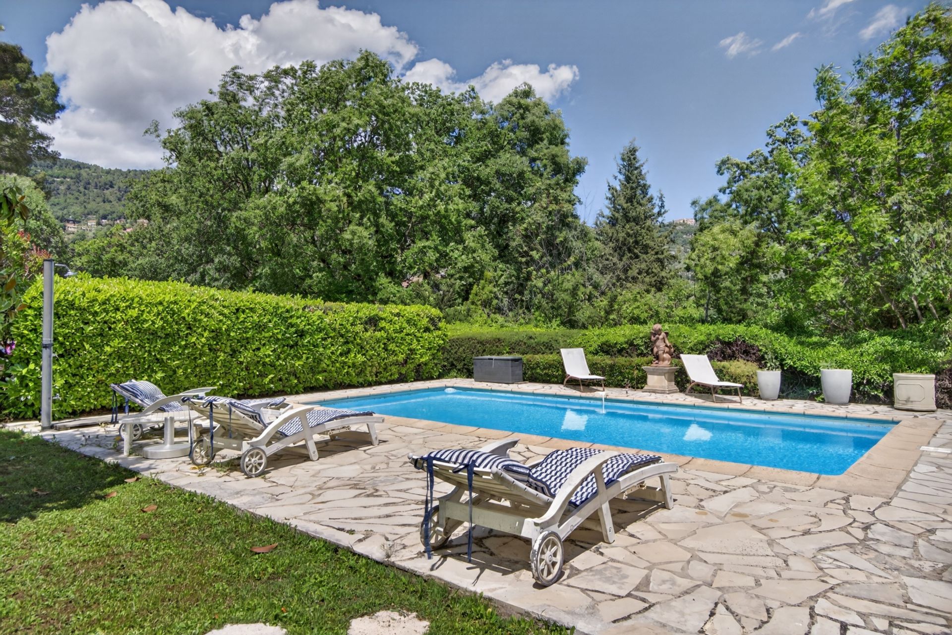 villa 5 Pièces en vente sur PEYMEINADE (06530)