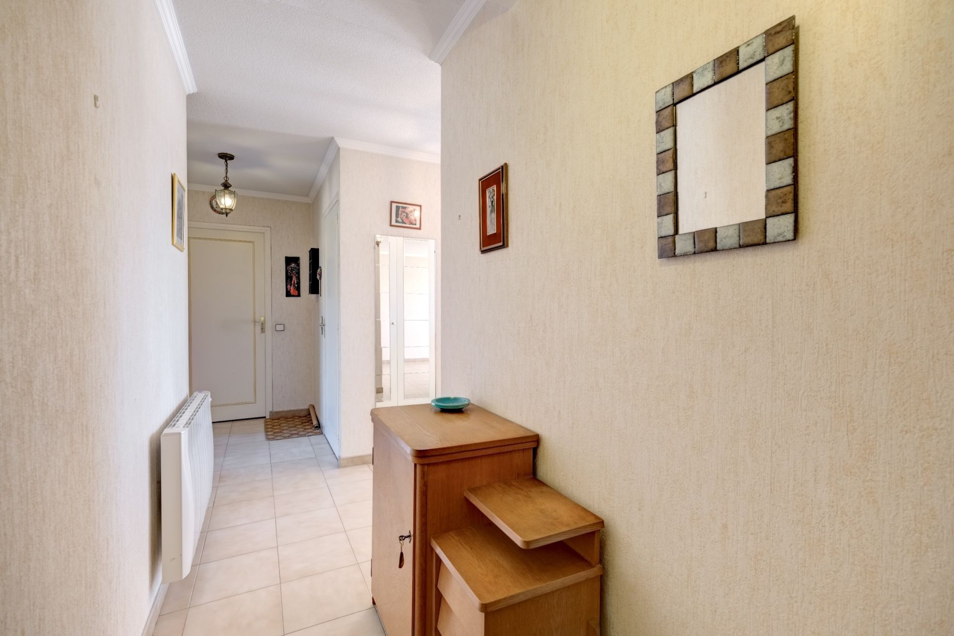 apartment 3 Rooms for sale on LE GOLFE JUAN (06220)
