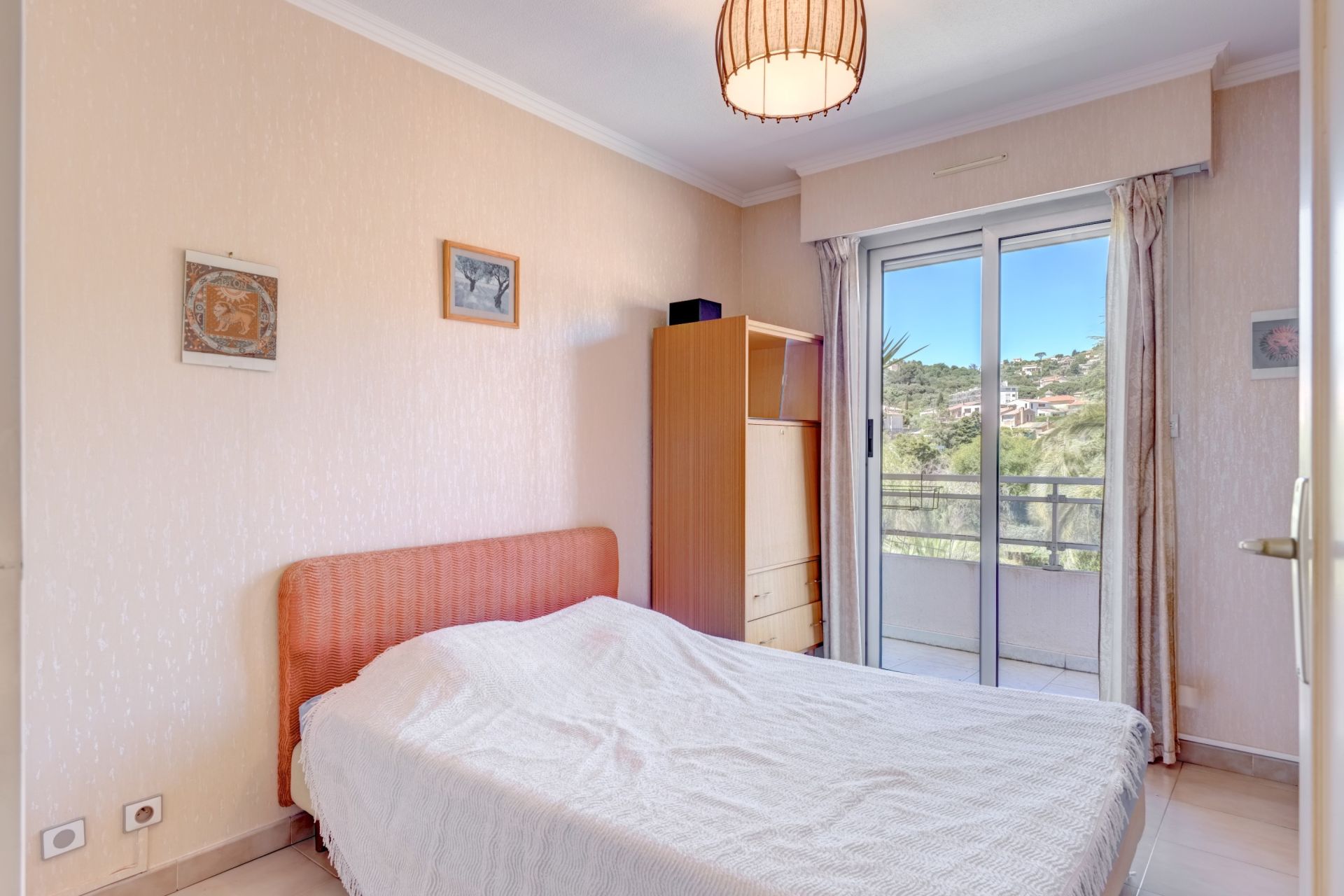 apartment 3 Rooms for sale on LE GOLFE JUAN (06220)