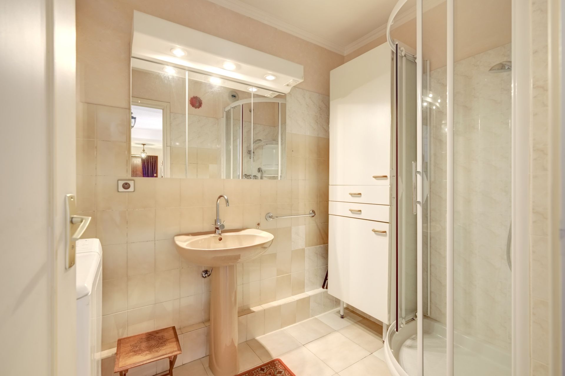 apartment 3 Rooms for sale on LE GOLFE JUAN (06220)