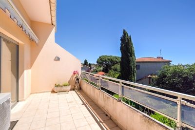 Sale Apartment Le Golfe Juan 3&nbsp;Rooms 64.76&nbsp;m²