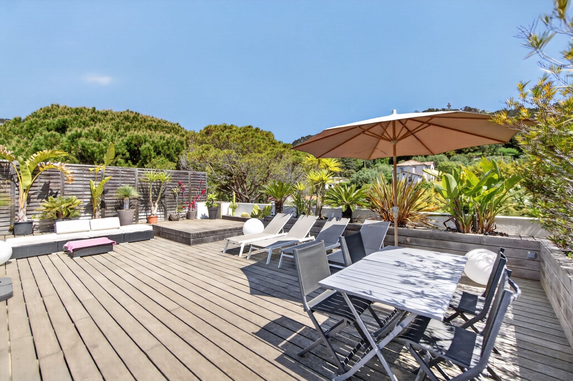 apartment 3 Rooms for sale on CANNES (06400)