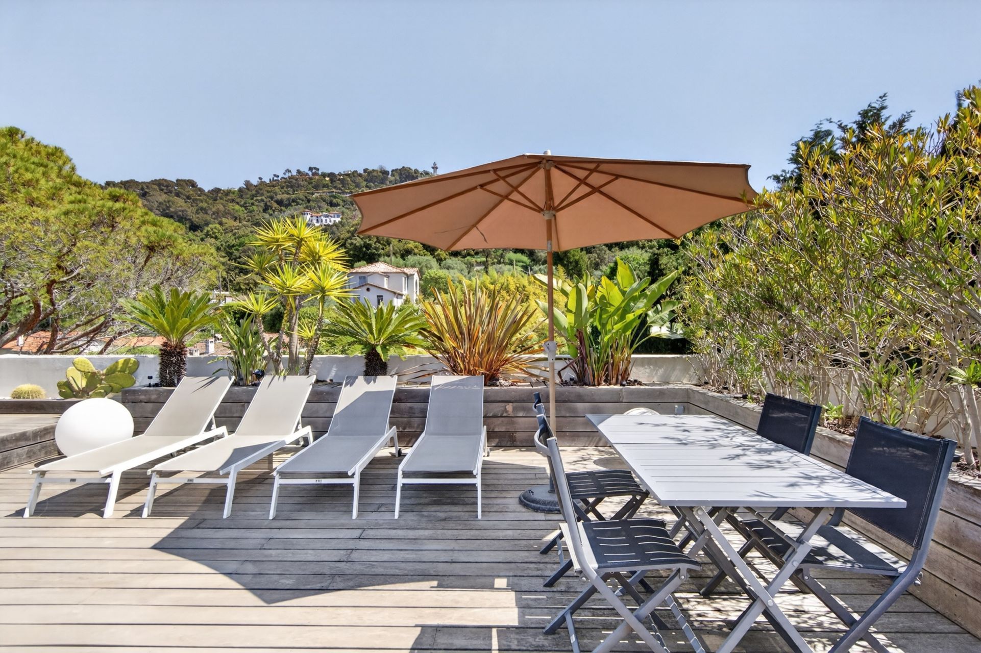 apartment 3 Rooms for sale on CANNES (06400)