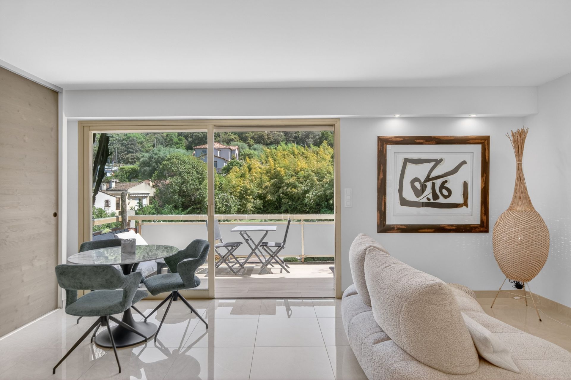 apartment 3 Rooms for sale on CANNES (06400)