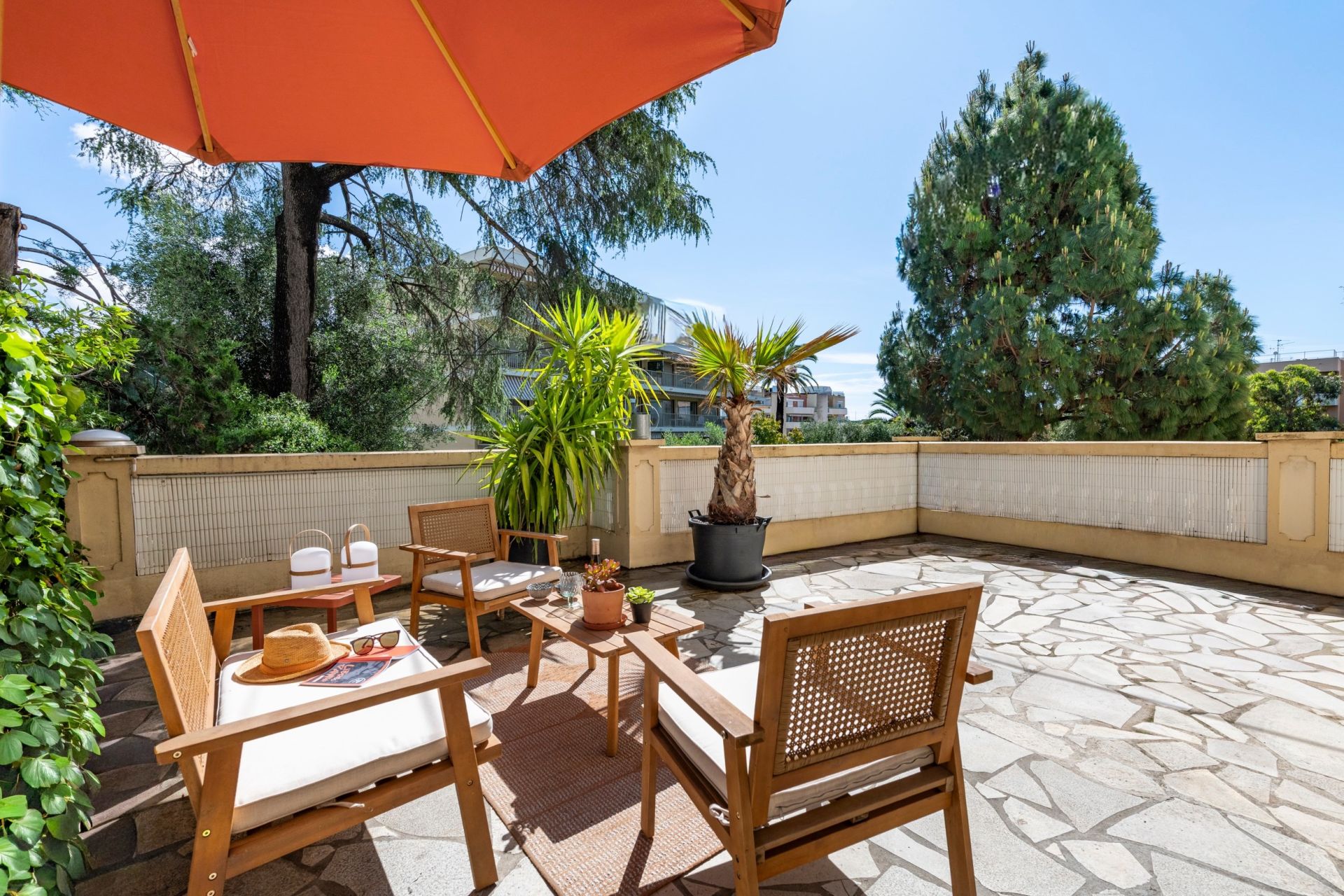 apartment 4 Rooms for sale on NICE (06000)