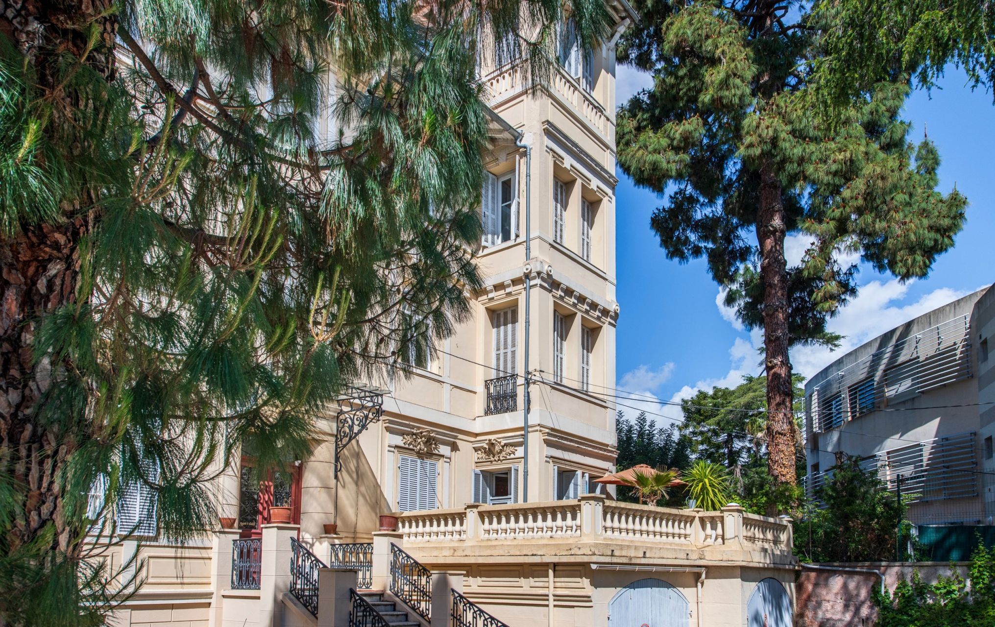apartment 4 Rooms for sale on NICE (06000)