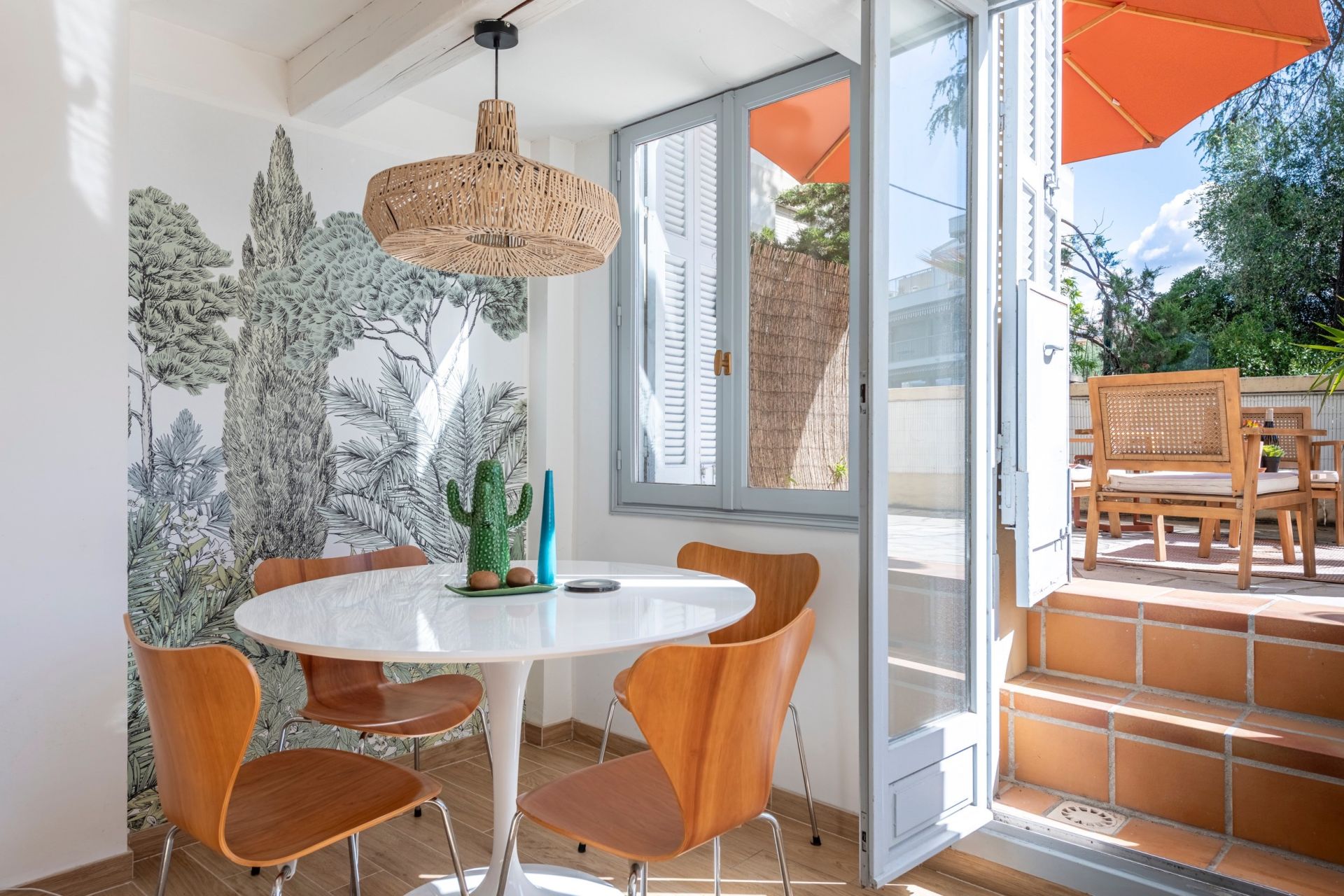 apartment 4 Rooms for sale on NICE (06000)