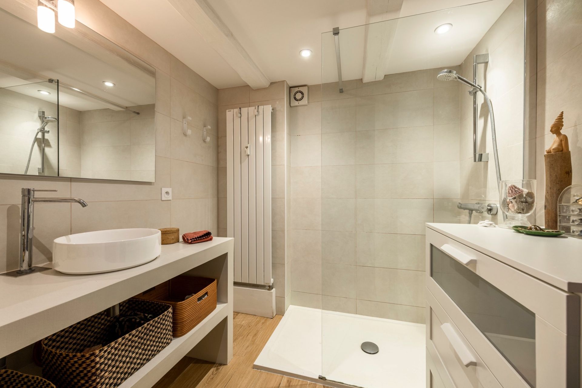 apartment 4 Rooms for sale on NICE (06000)