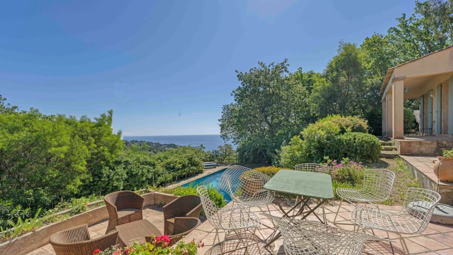 maison provençale 10 Pièces en vente sur RAMATUELLE (83350)