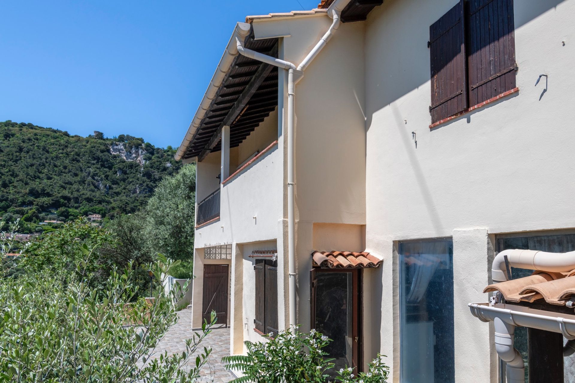 villa 8 Pièces en vente sur LA TURBIE (06320)