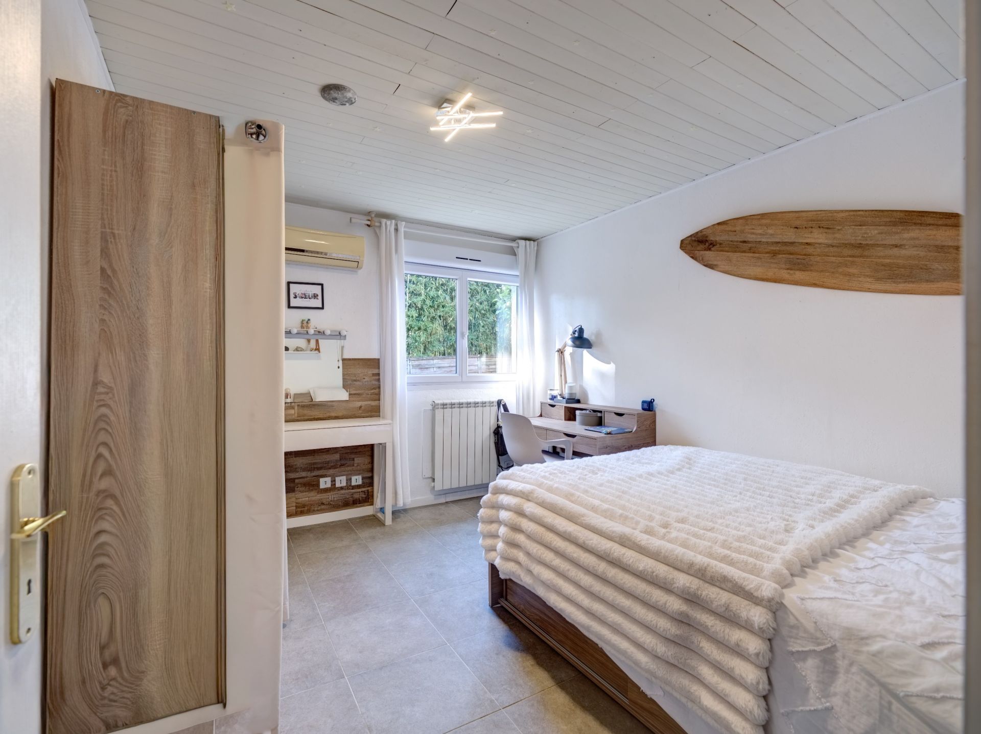 villa 4 Rooms for sale on LE CANNET (06110)