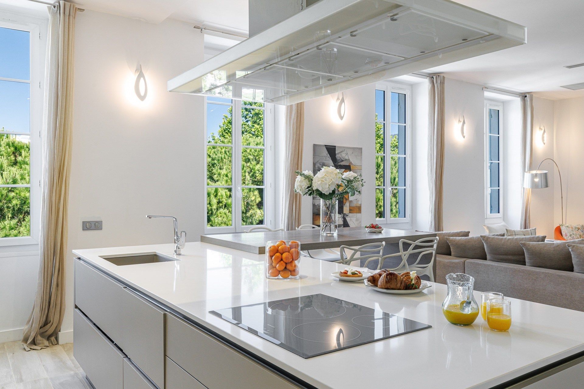apartment 4 Rooms for sale on NICE (06000)