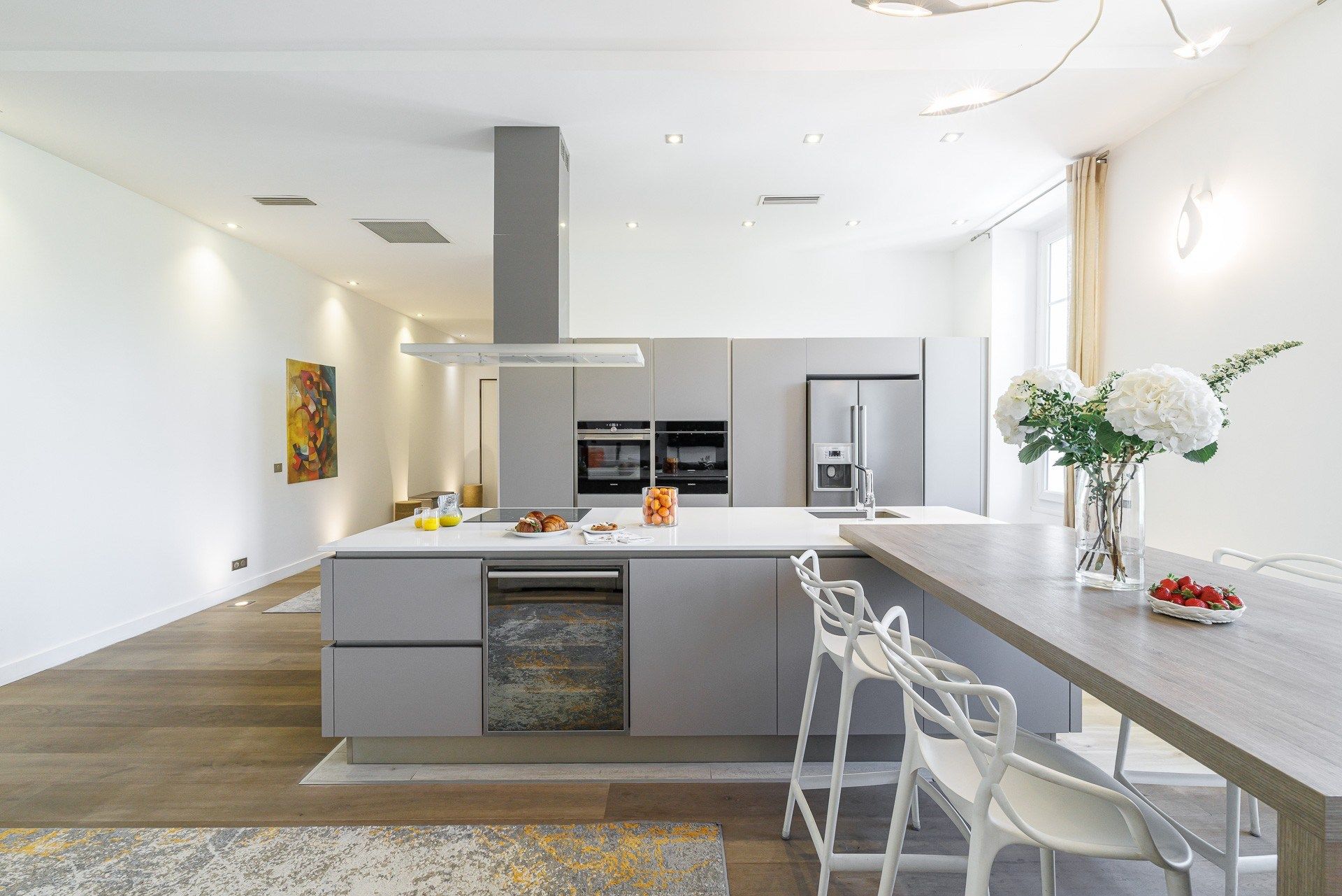 apartment 4 Rooms for sale on NICE (06000)