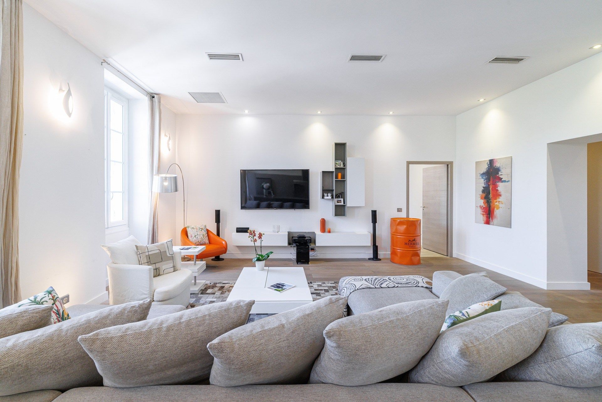apartment 4 Rooms for sale on NICE (06000)