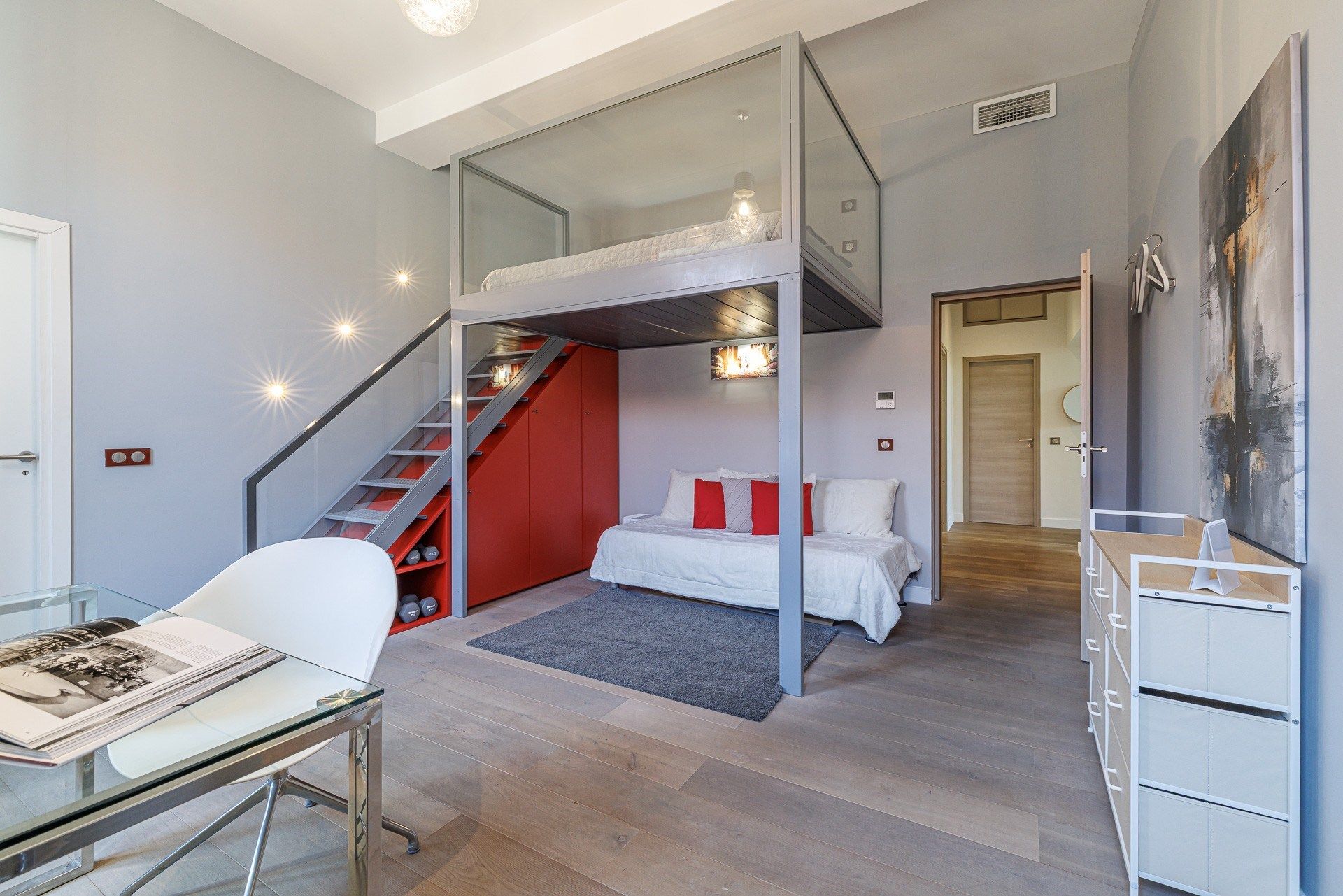 apartment 4 Rooms for sale on NICE (06000)