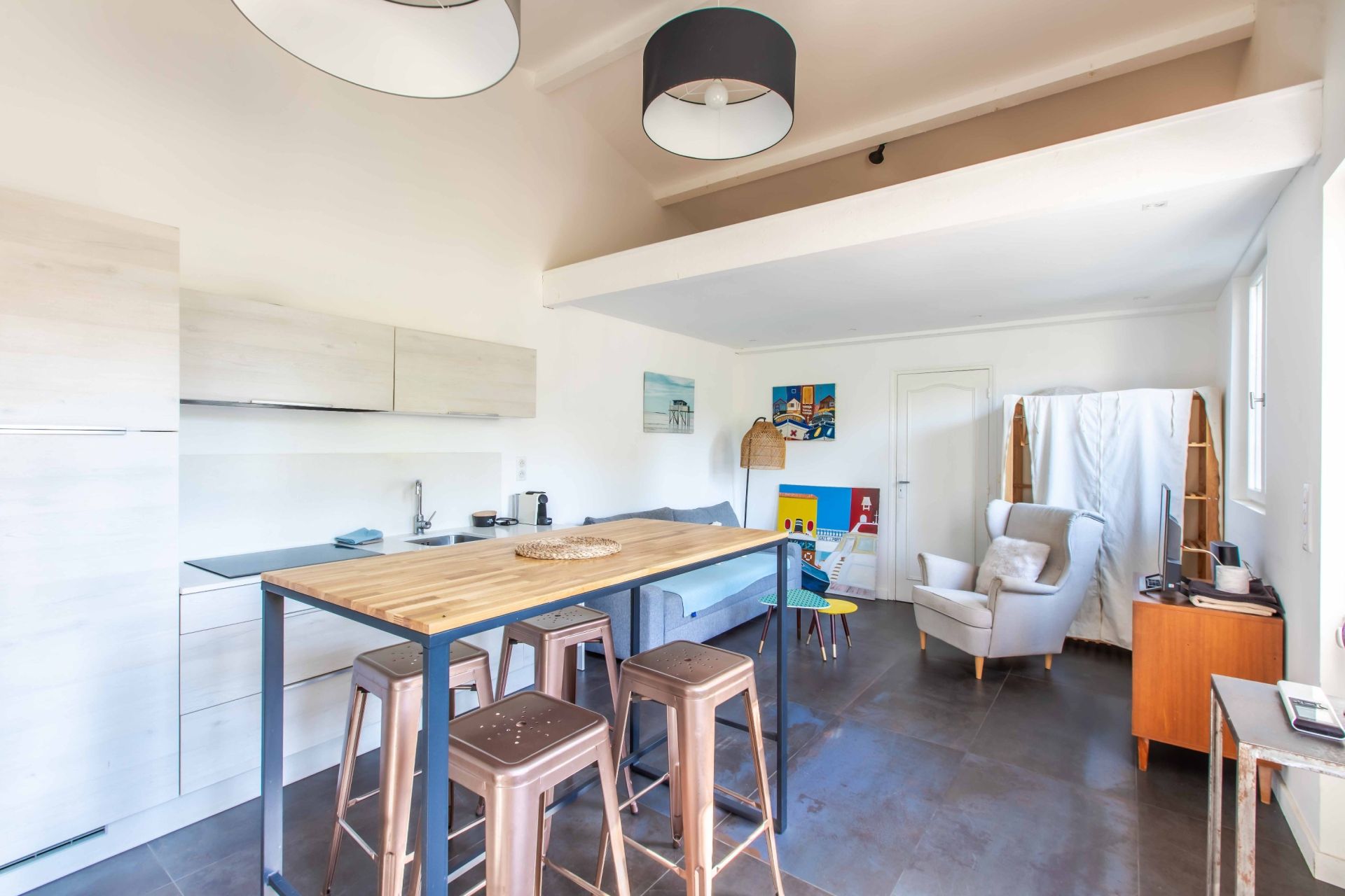 villa 5 Rooms for sale on CANNES (06400)