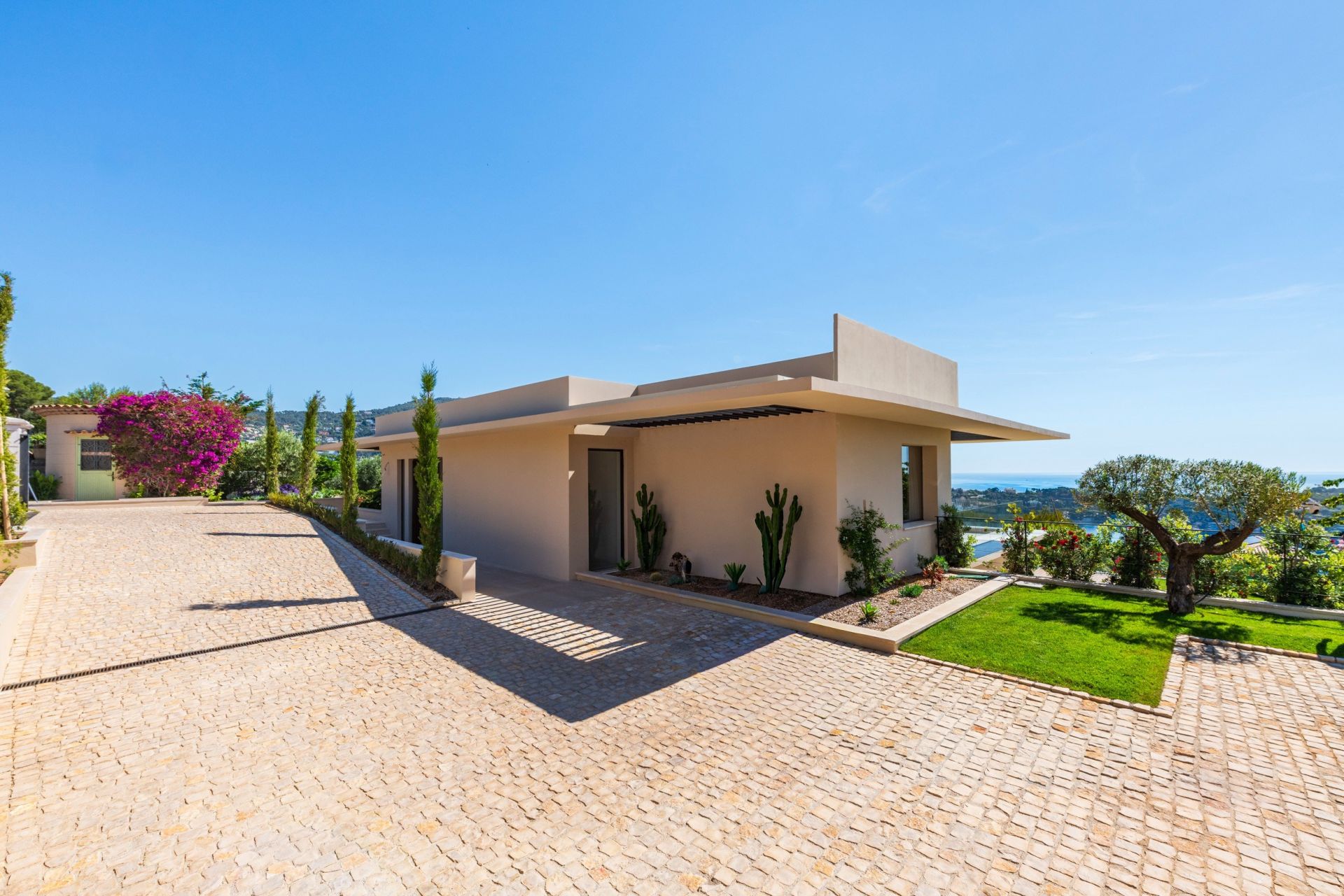 villa 6 Pièces en vente sur VILLEFRANCHE SUR MER (06230)