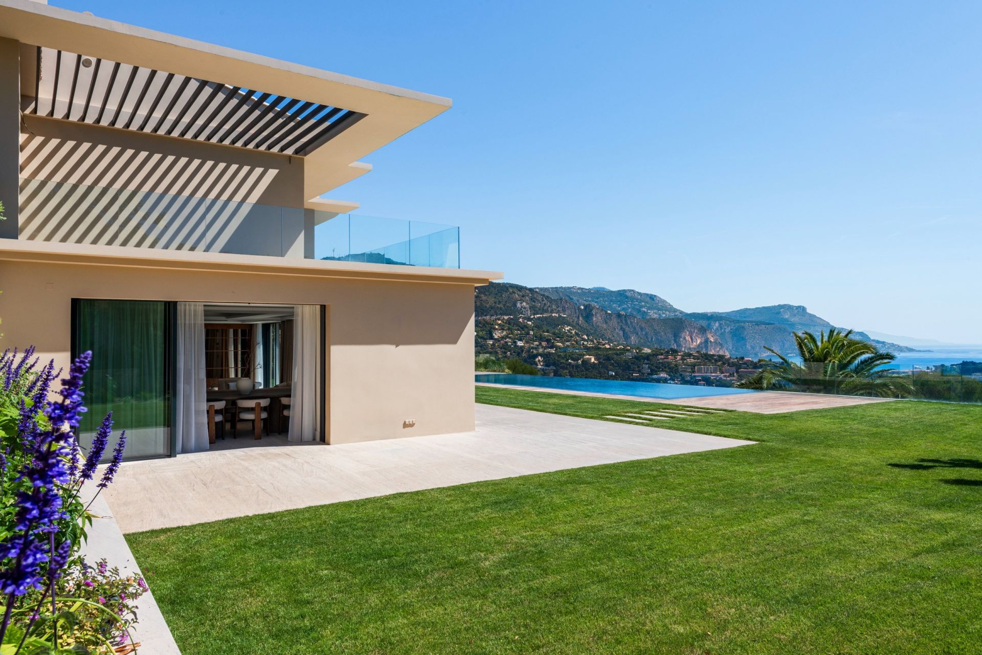 villa 6 Pièces en vente sur VILLEFRANCHE SUR MER (06230)