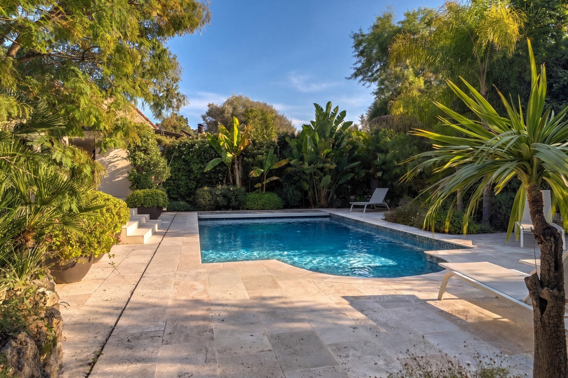 maison contemporaine 7 Pièces en vente sur CANNES (06400)
