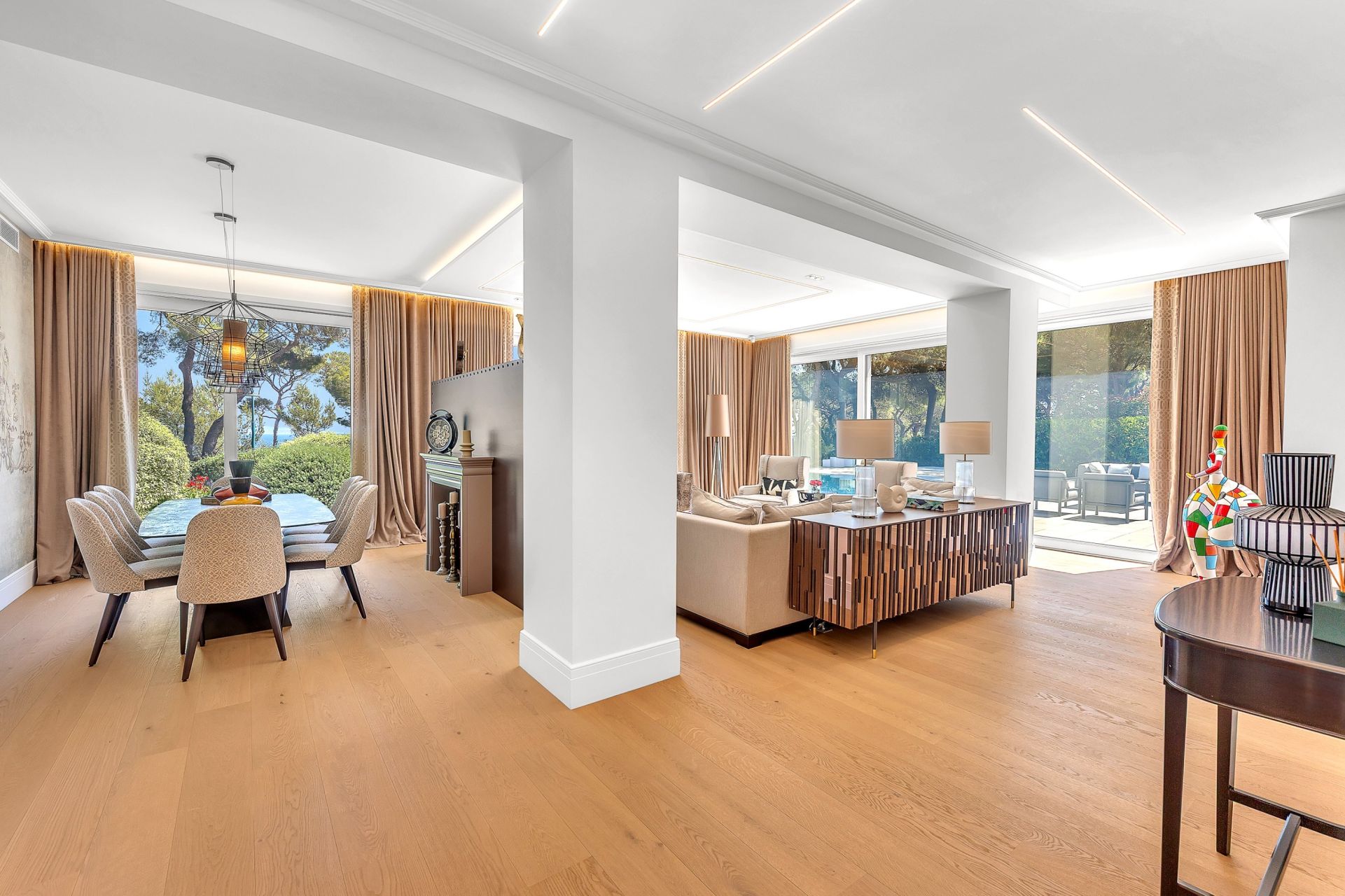 contemporary house 8 Rooms for sale on ST JEAN CAP FERRAT (06230)