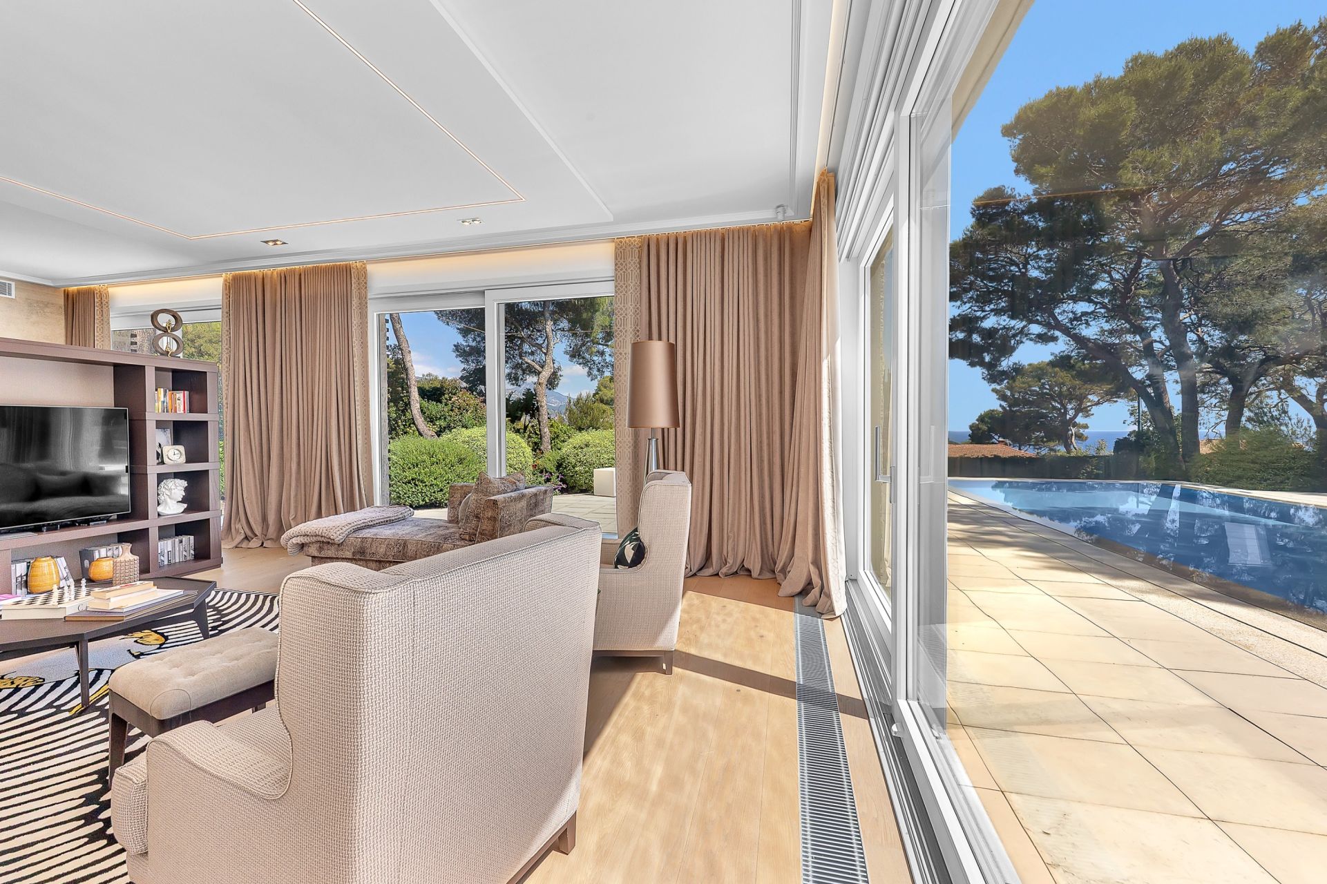 contemporary house 8 Rooms for sale on ST JEAN CAP FERRAT (06230)