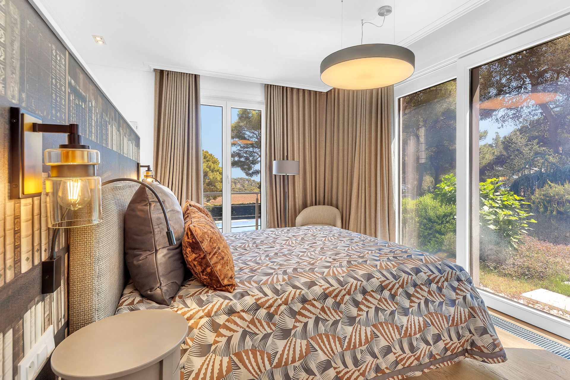 contemporary house 8 Rooms for sale on ST JEAN CAP FERRAT (06230)