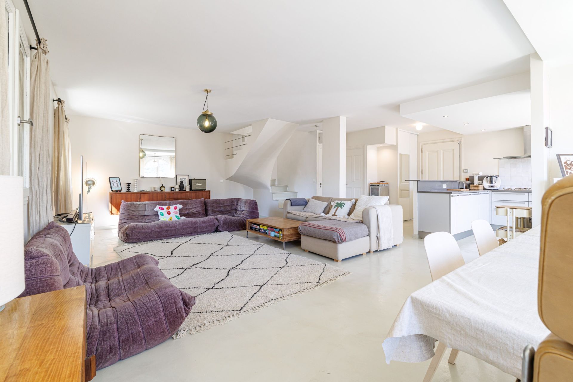 house 5 Rooms for sale on NICE (06000)