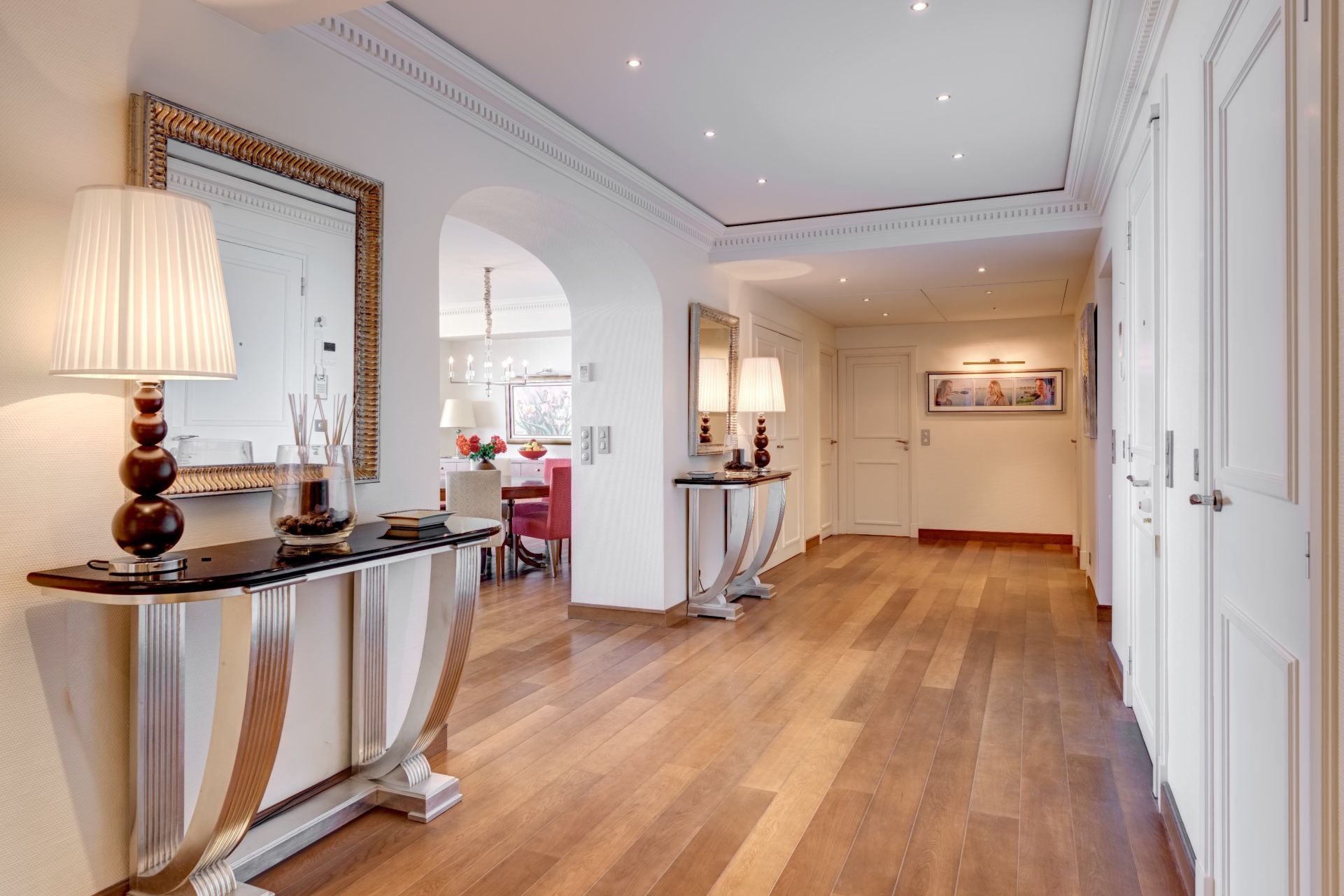 apartment 6 Rooms for sale on CANNES (06400)