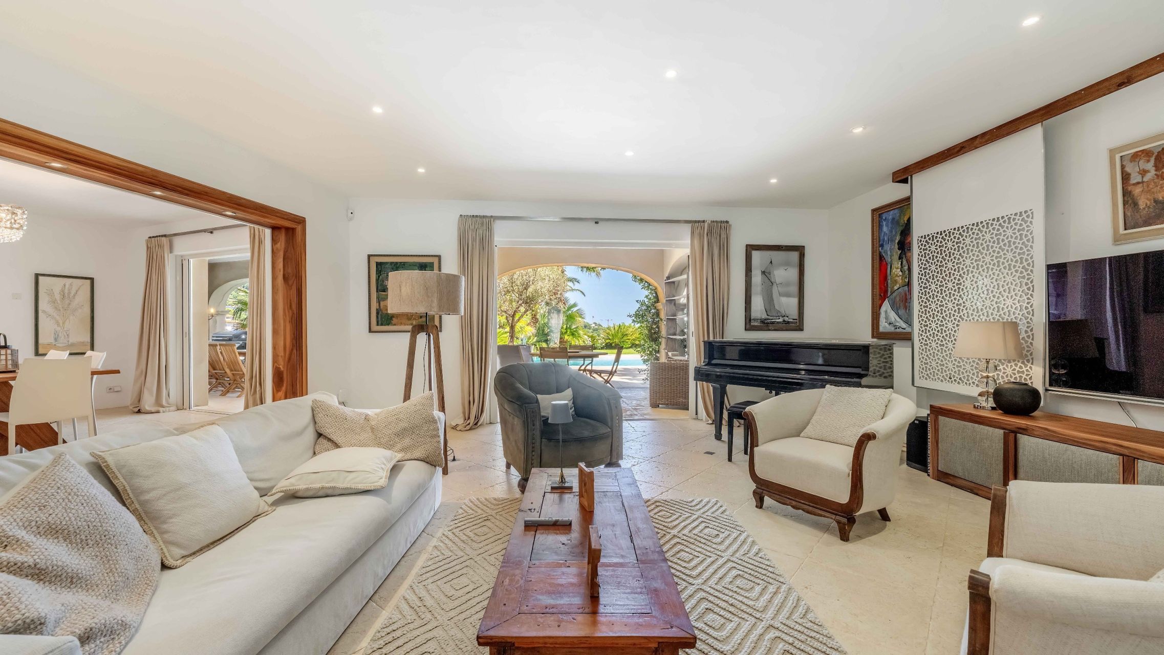 provencal house 7 Rooms for sale on GRIMAUD (83310)