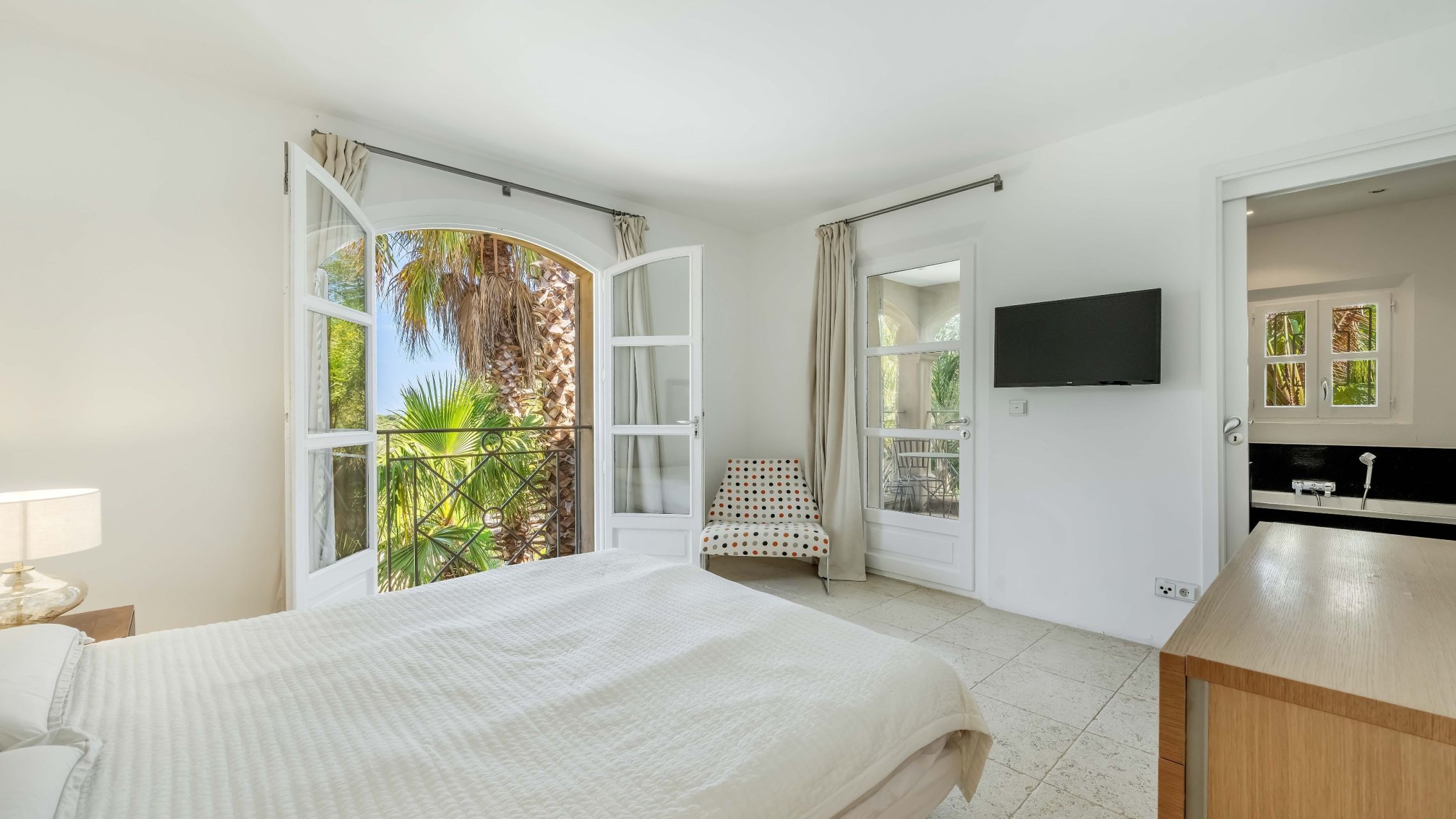 provencal house 7 Rooms for sale on GRIMAUD (83310)