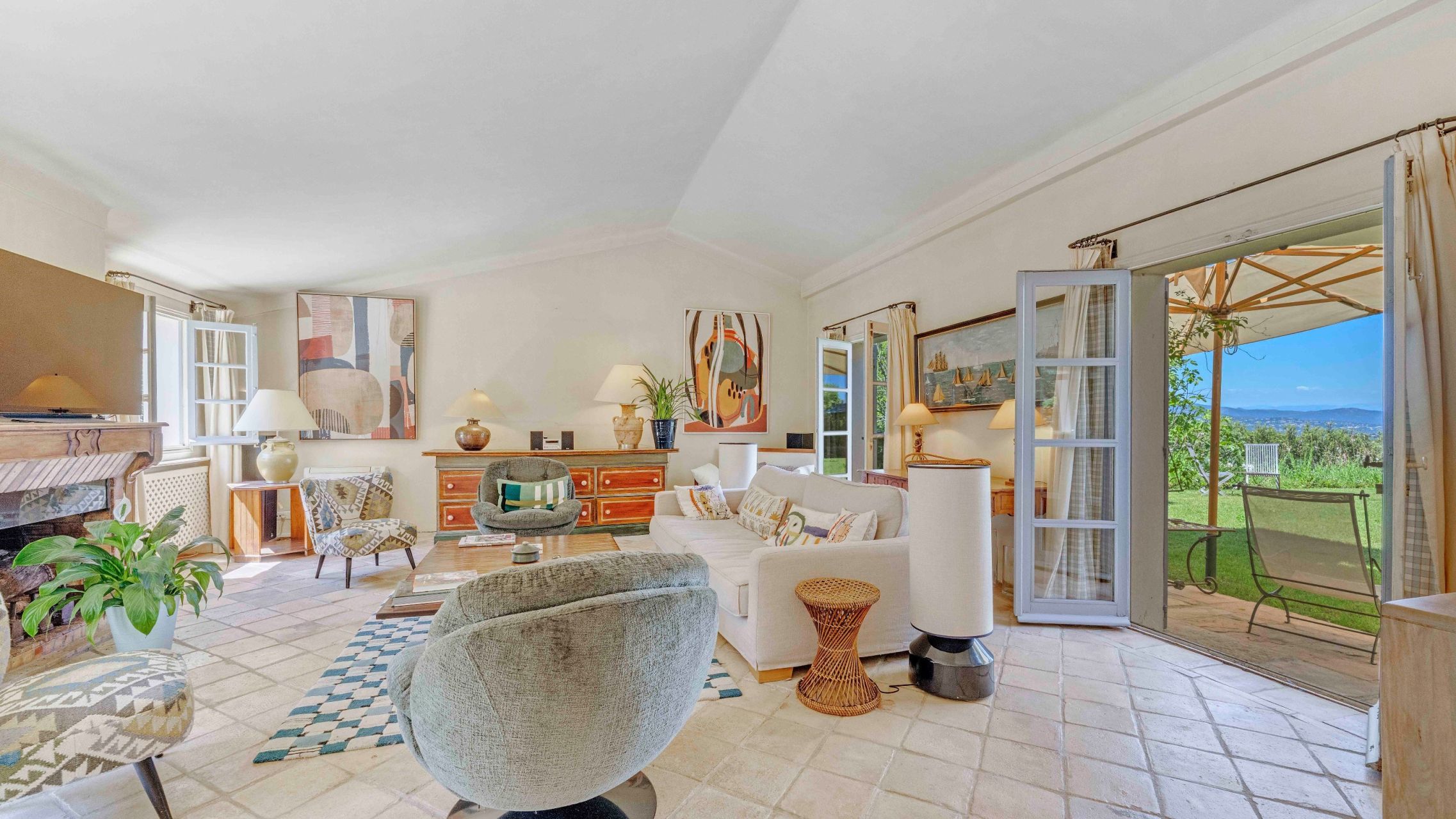 bastide 8 Pièces en vente sur GASSIN (83580)