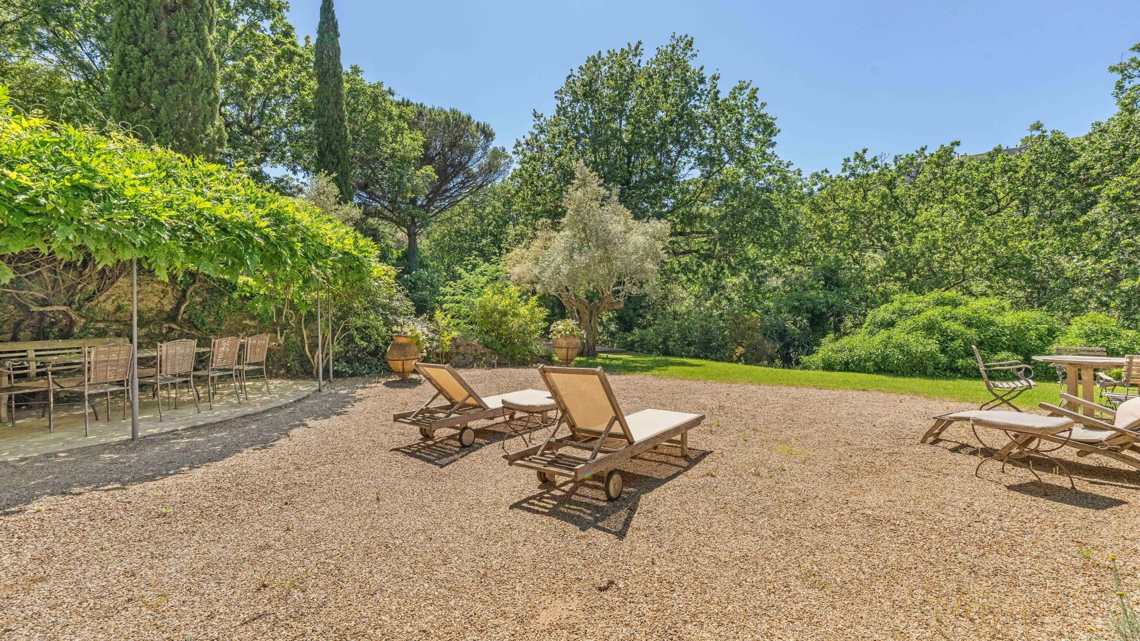 bastide 8 Pièces en vente sur GASSIN (83580)