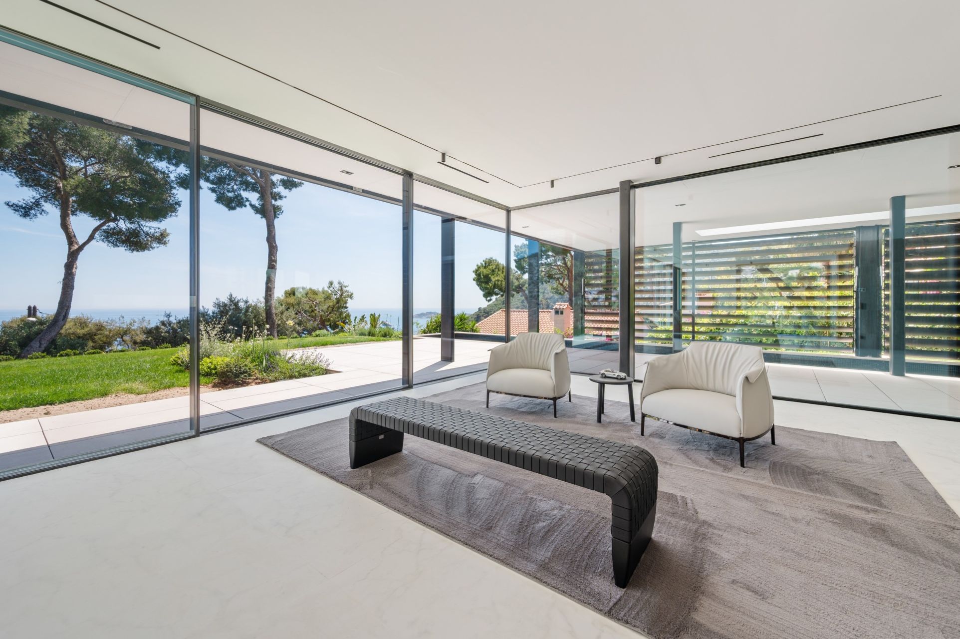 villa 6 Rooms for sale on EZE (06360)